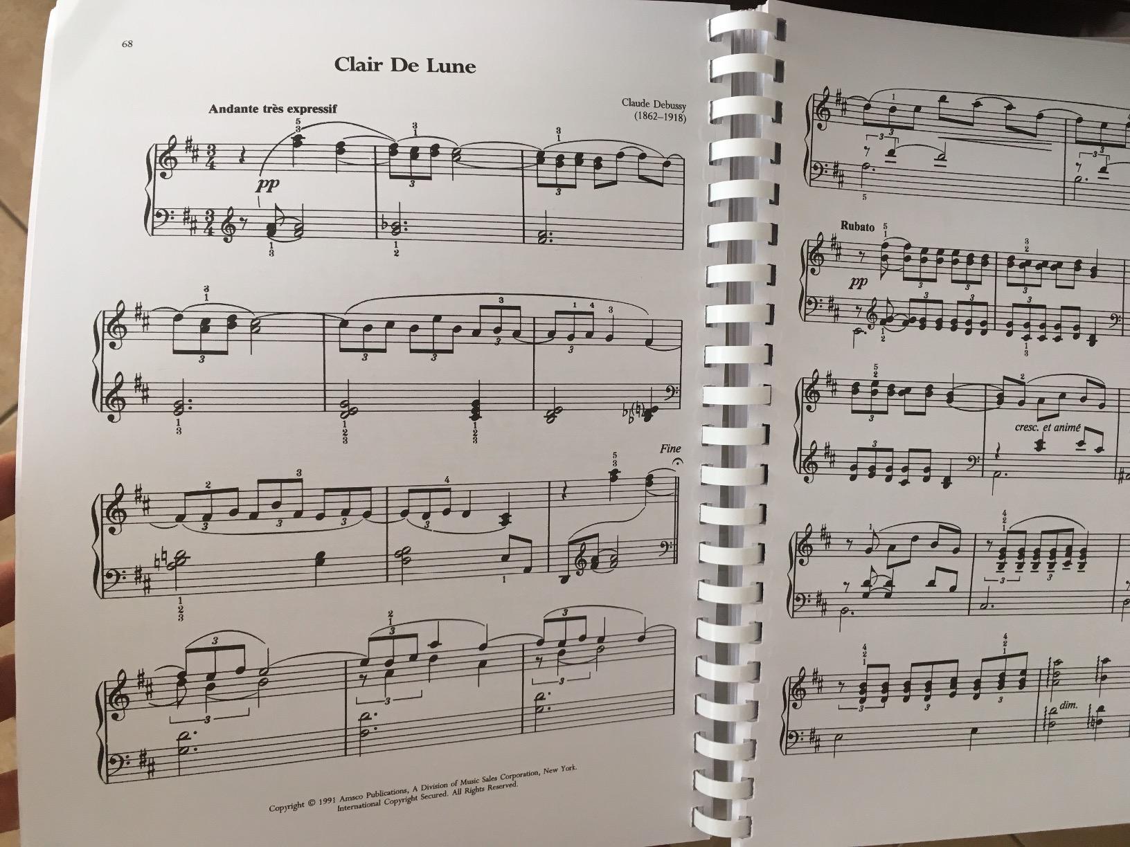 The Library of Easy Piano Classics | Easy Piano Sheet Music for Beginners and Adults | Classical Piano Songbook with Famous Works | Educational Repertoire Book for Piano Students - Customer Photo 1