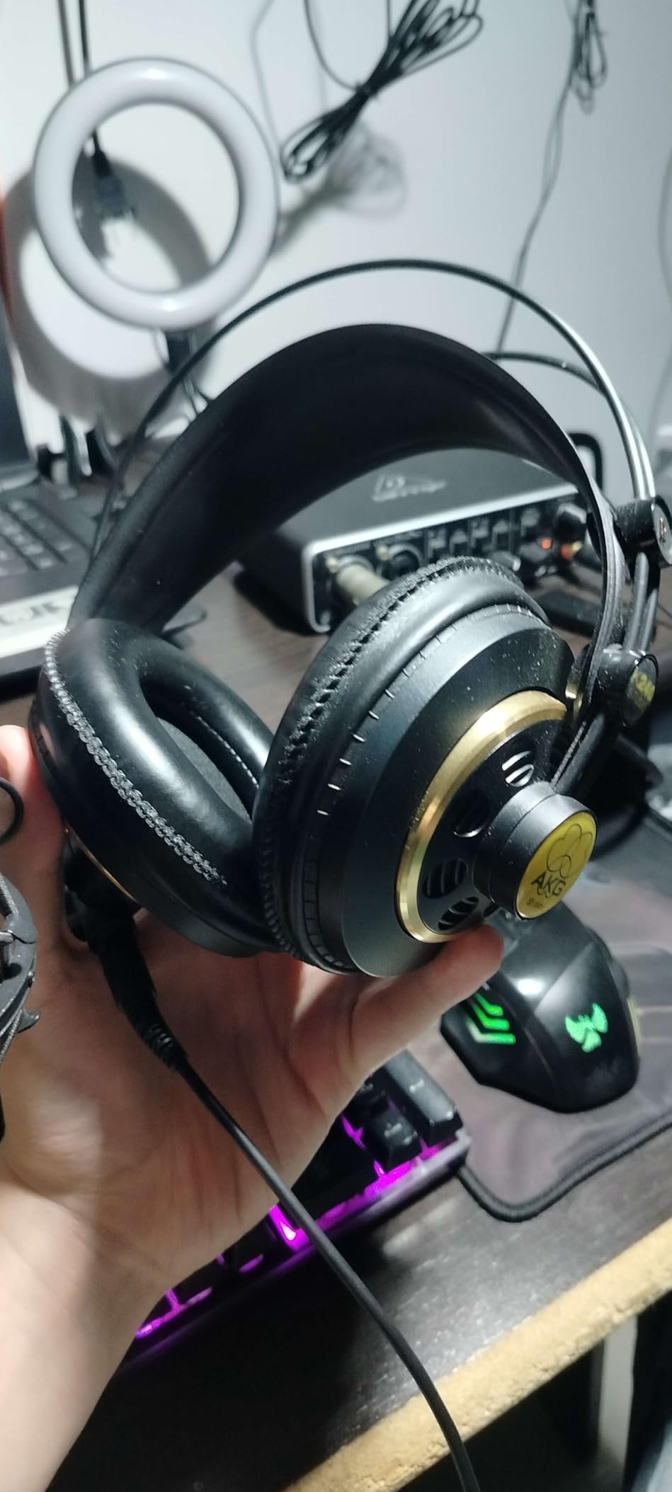 AKG Headphones, Gold, One Size (K240STUDIO) Customer Review AKG Headphones, Gold, One Size (K240STUDIO) - Customer Photo 1