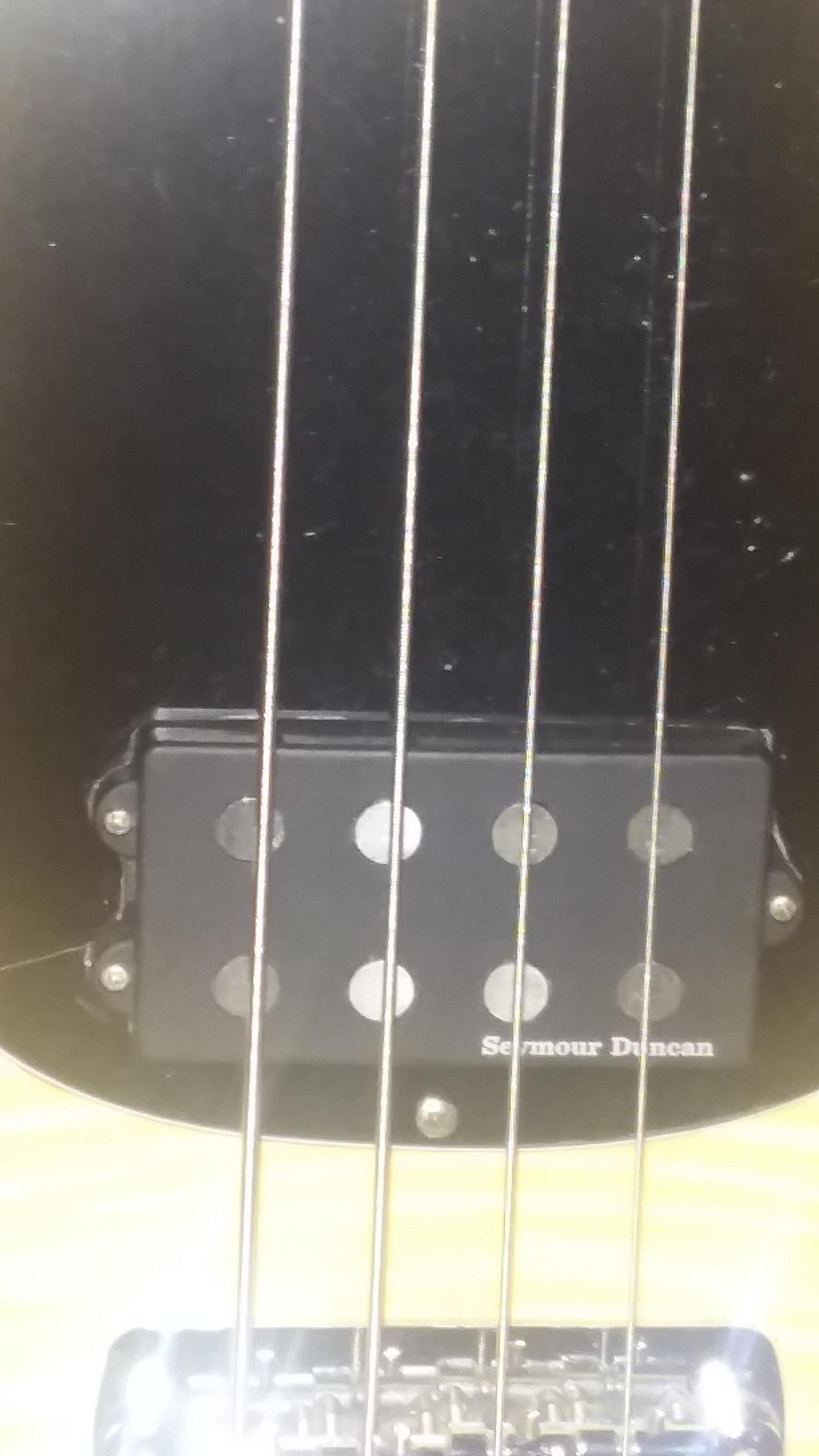 Seymour Duncan Music Man Bass Pickup - Featuring Authentic Vintage Tone, Perfect Bass Guitar Pickup for Funk, Rock, and Slap Customer Review Seymour Duncan Music Man Bass Pickup - Featuring Authentic Vintage Tone, Perfect Bass Guitar Pickup for Funk, Rock, and Slap - Customer Photo 3