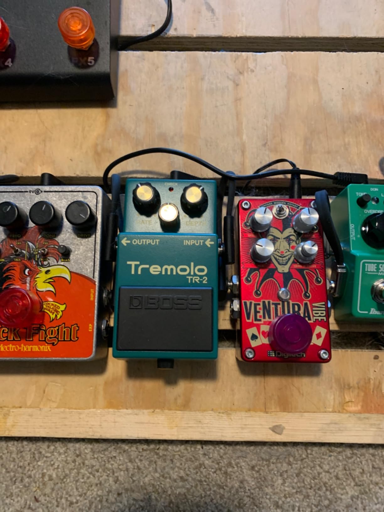 BOSS TR-2 Tremolo Guitar Pedal - Customer Photo 1