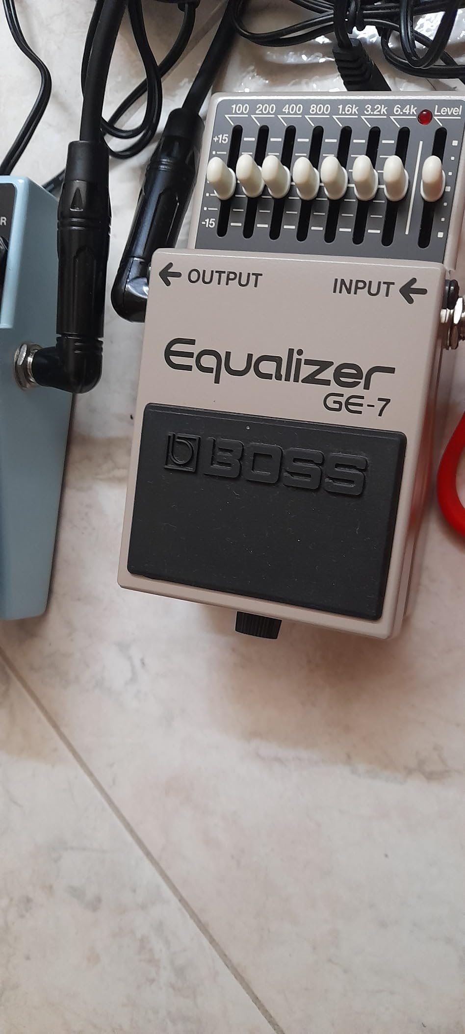 BOSS GE-7 Equalizer | Compact Graphic Equalizer Pedal | Tailored for Guitarists | 7 Bands of EQ Sliders | Guitar-Optimized Frequencies | ±15dB Boost/Cut Per Band | Level Slider for Volume Adjustments - Customer Photo 2