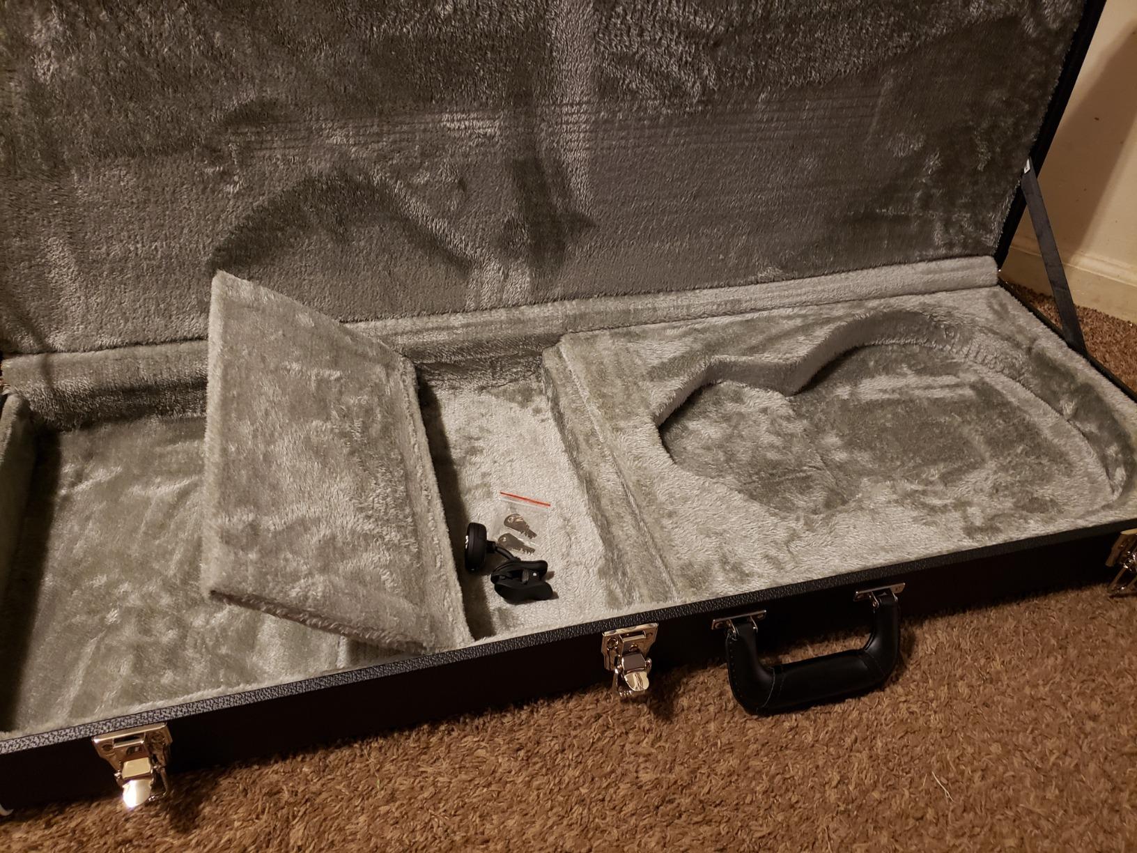 ESP LTD CVFF V-Shape Electric Guitar Case - Customer Photo 3