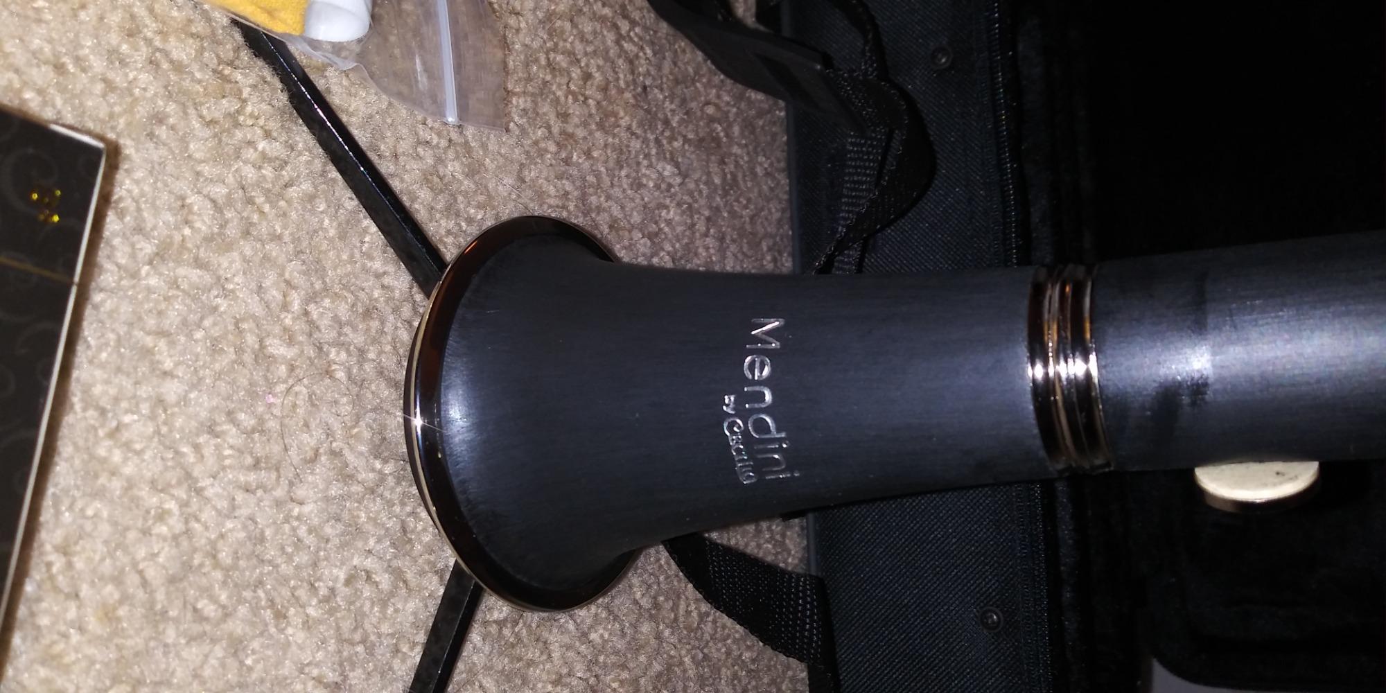 Mendini By Cecilio B Flat Clarinet for Beginner, Ebonite Bb Clarinet with 10 Reeds, Mouthpiece, Cork Grease, Gloves, Cleaning Cloth, Hard Case, Pocketbook, Stand (Black) customer photo 1