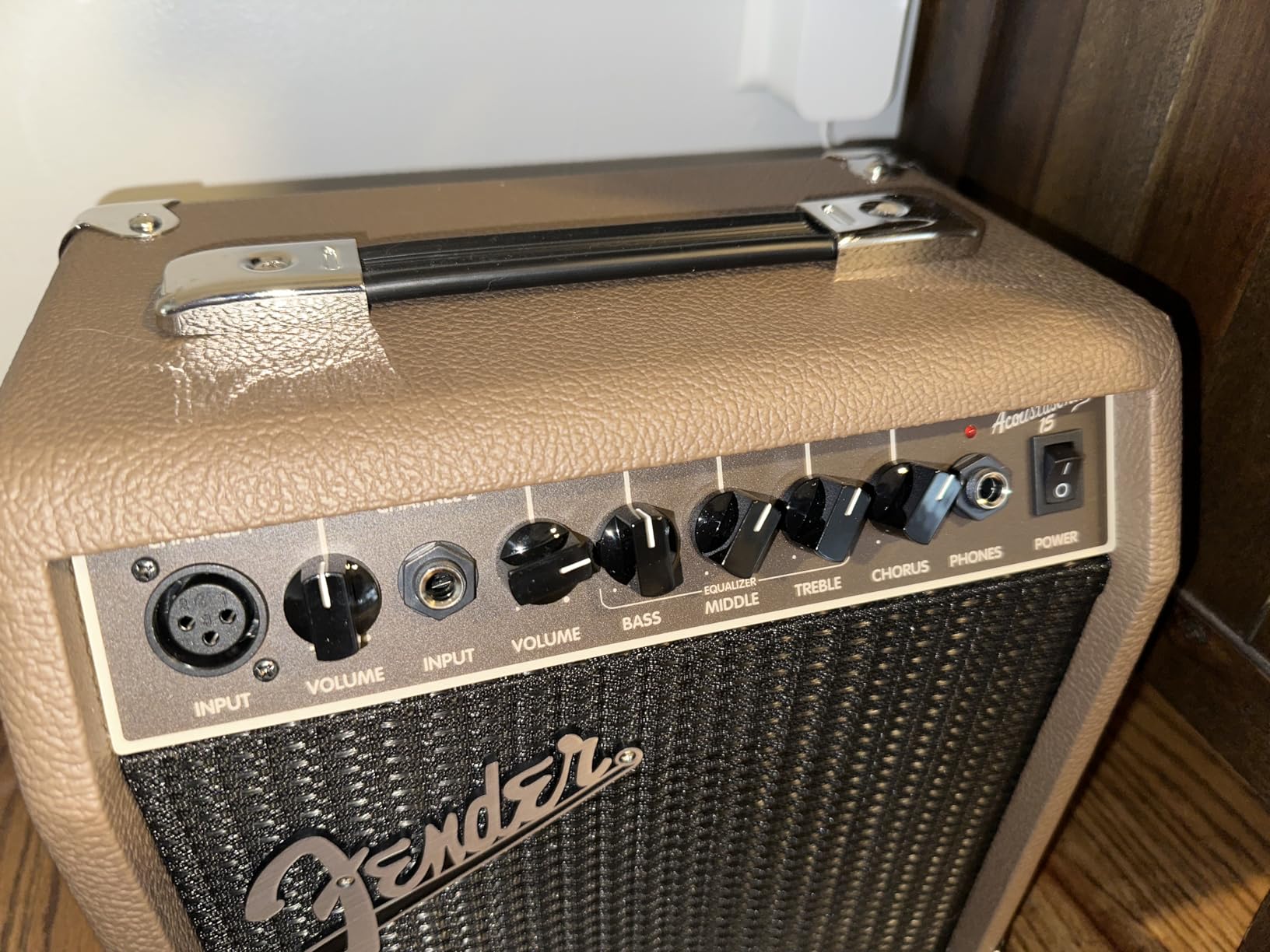Fender Acoustasonic Guitar Amp for Acoustic Guitar, 15 Watts, with 2-Year Warranty 6 Inch Speaker, Dual Front-Panel inputs, 11.5Hx11.19Wx7.13D Inches, Tan Customer Review Fender Acoustasonic Guitar Amp for Acoustic Guitar, 15 Watts, with 2-Year Warranty 6 Inch Speaker, Dual Front-Panel inputs, 11.5Hx11.19Wx7.13D Inches, Tan - Customer Photo 2