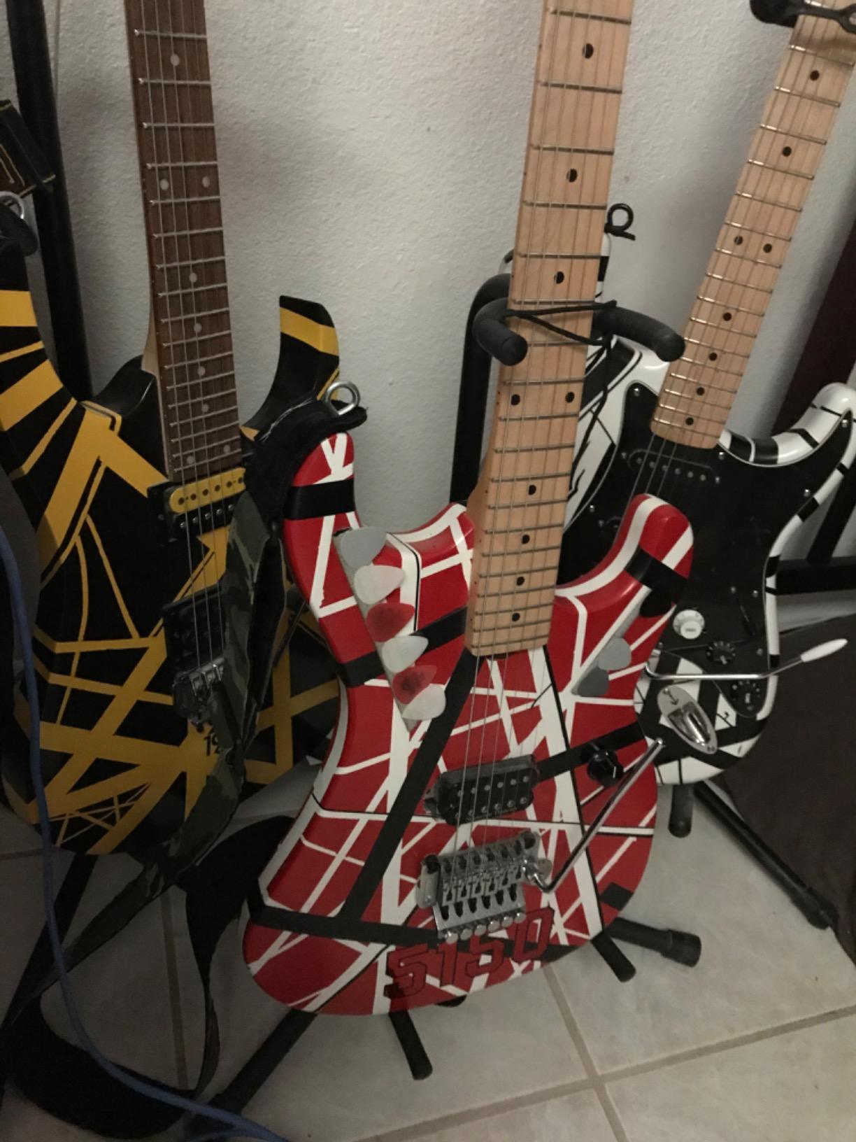 EVH Striped Series - Red with Black Stripes Customer Review EVH Striped Series - Red with Black Stripes - Customer Photo 1