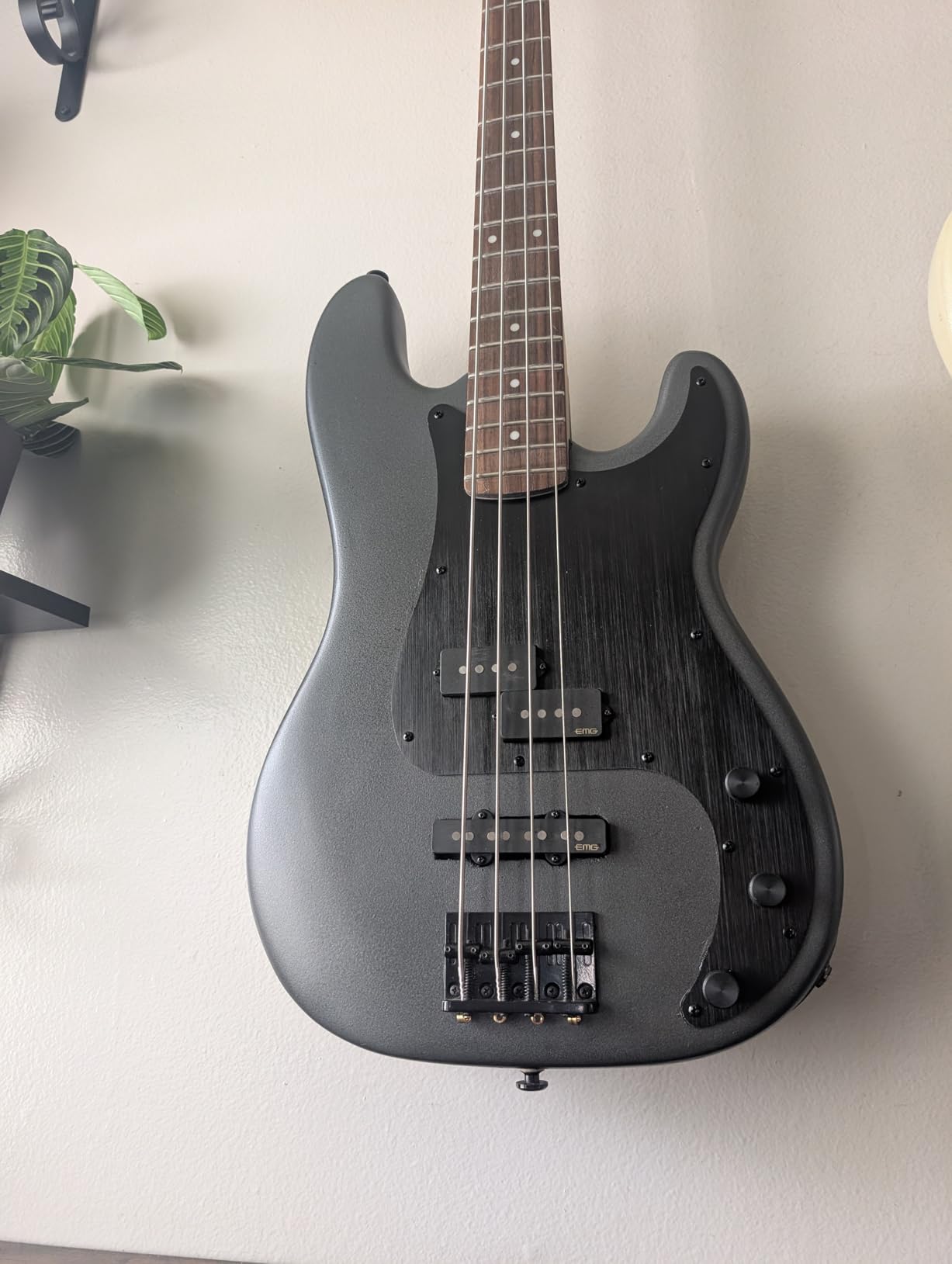 EMG Geezer Butler Signature P Bass Guitar Pickup Set Customer Review EMG Geezer Butler Signature P Bass Guitar Pickup Set - Customer Photo 1