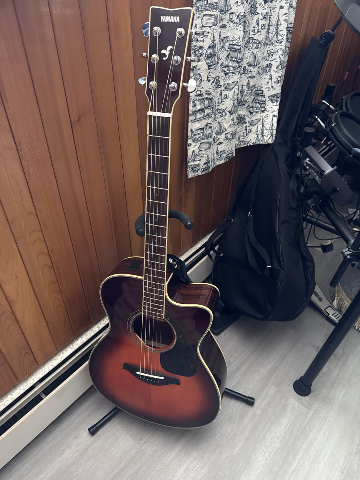Yamaha FG830 Solid Top Folk Guitar, Natural - Customer Photo 1