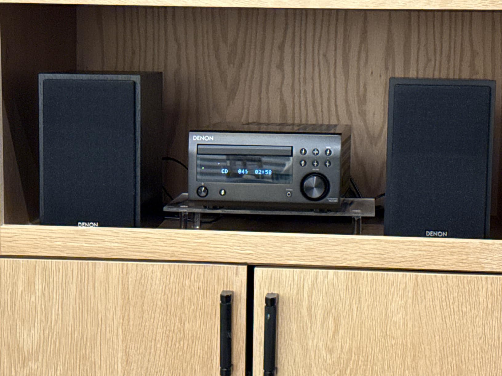 Denon D-M41 Home Theater Mini Amplifier and Bookshelf Speaker Pair - Compact HiFi Stereo System with CD, FM/AM Tuner and Wireless Bluetooth Music | Perfect for Small Rooms and Home Cinema Customer Review Denon D-M41 Home Theater Mini Amplifier and Bookshelf Speaker Pair - Compact HiFi Stereo System with CD, FM/AM Tuner and Wireless Bluetooth Music | Perfect for Small Rooms and Home Cinema - Customer Photo 1