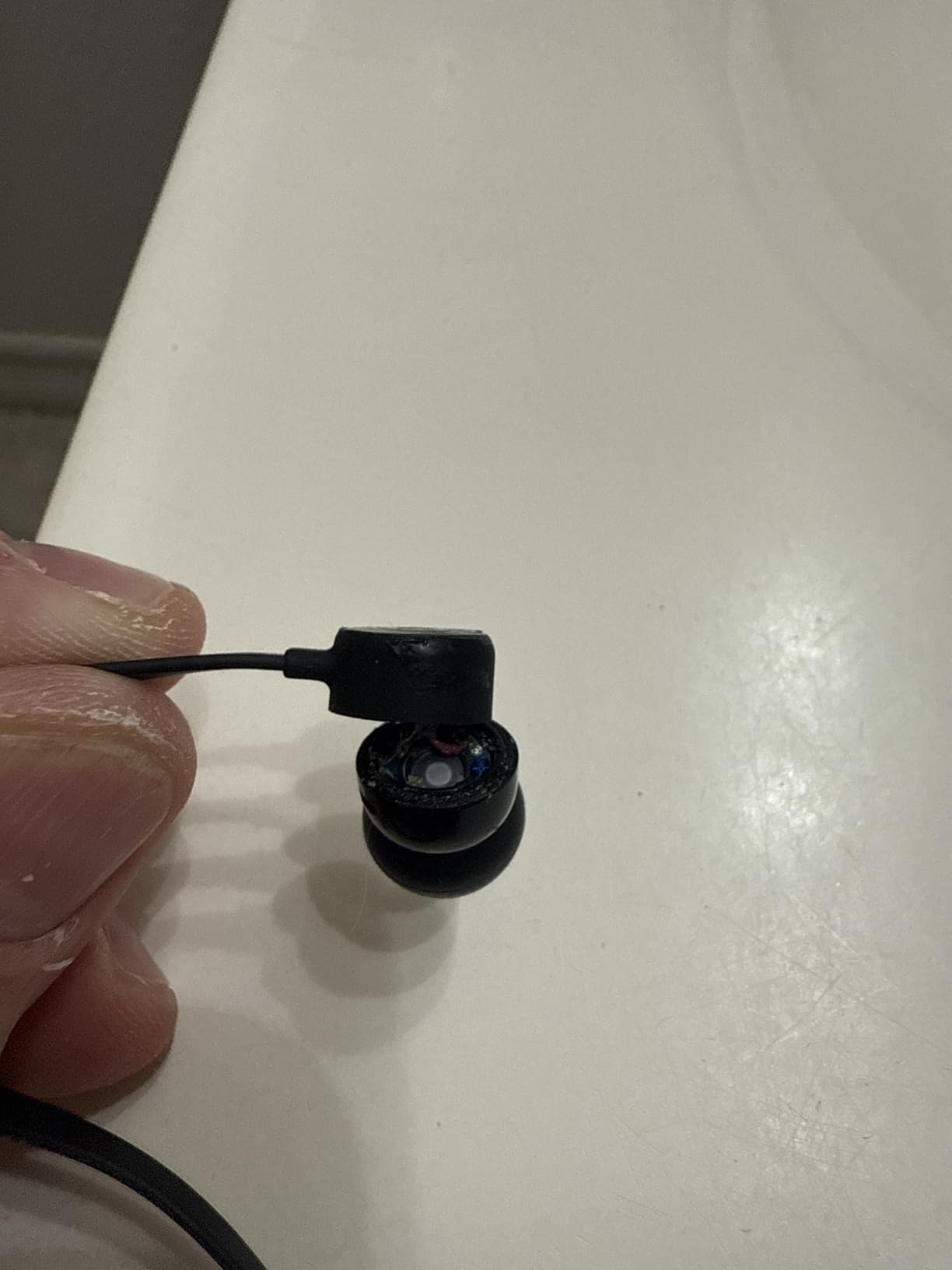 Beats X Wireless In-Ear Headphones (MLYE2LL/A) Black - Renewed Customer Review Beats X Wireless In-Ear Headphones (MLYE2LL/A) Black - Renewed - Customer Photo 2