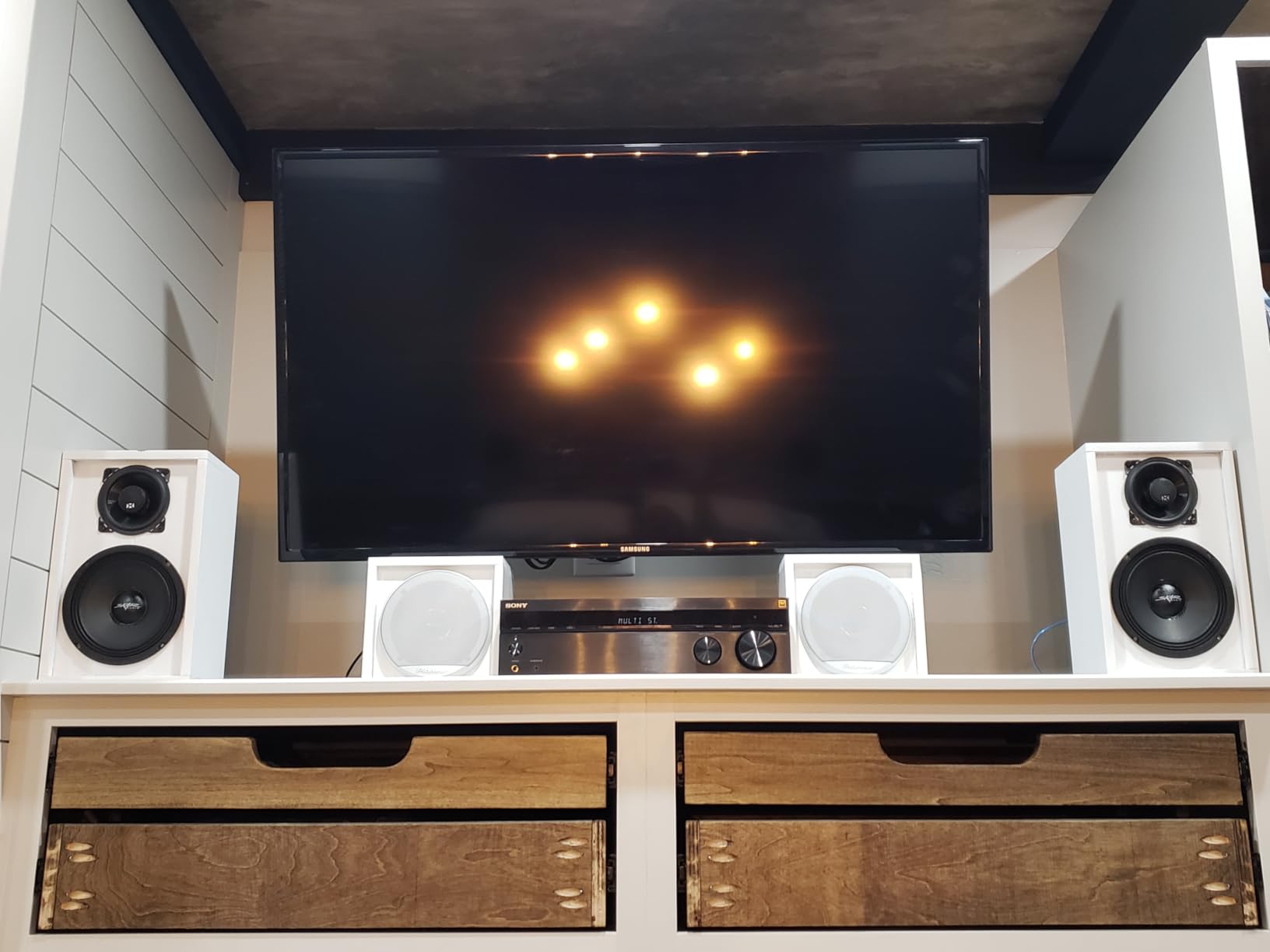 Sony STRDH590 5.2 Channel Surround Sound Home Theater Receiver: 4K HDR AV Receiver with Bluetooth,Black Customer Review Sony STRDH590 5.2 Channel Surround Sound Home Theater Receiver: 4K HDR AV Receiver with Bluetooth,Black - Customer Photo 1