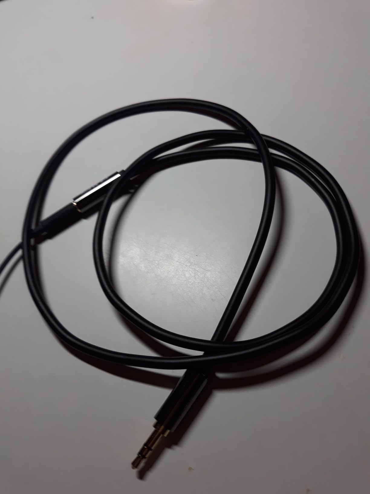 J&D 3.5mm Auxiliary Audio Extension Cable, Gold Plated Copper Shell Heavy Duty 1/8 inch TRS Male to Female Stereo Audio Adapter for Home/Car Speakers, Smartphones, Headphones, Tablets, 3 Feet Customer Review J&D 3.5mm Auxiliary Audio Extension Cable, Gold Plated Copper Shell Heavy Duty 1/8 inch TRS Male to Female Stereo Audio Adapter for Home/Car Speakers, Smartphones, Headphones, Tablets, 3 Feet - Customer Photo 1