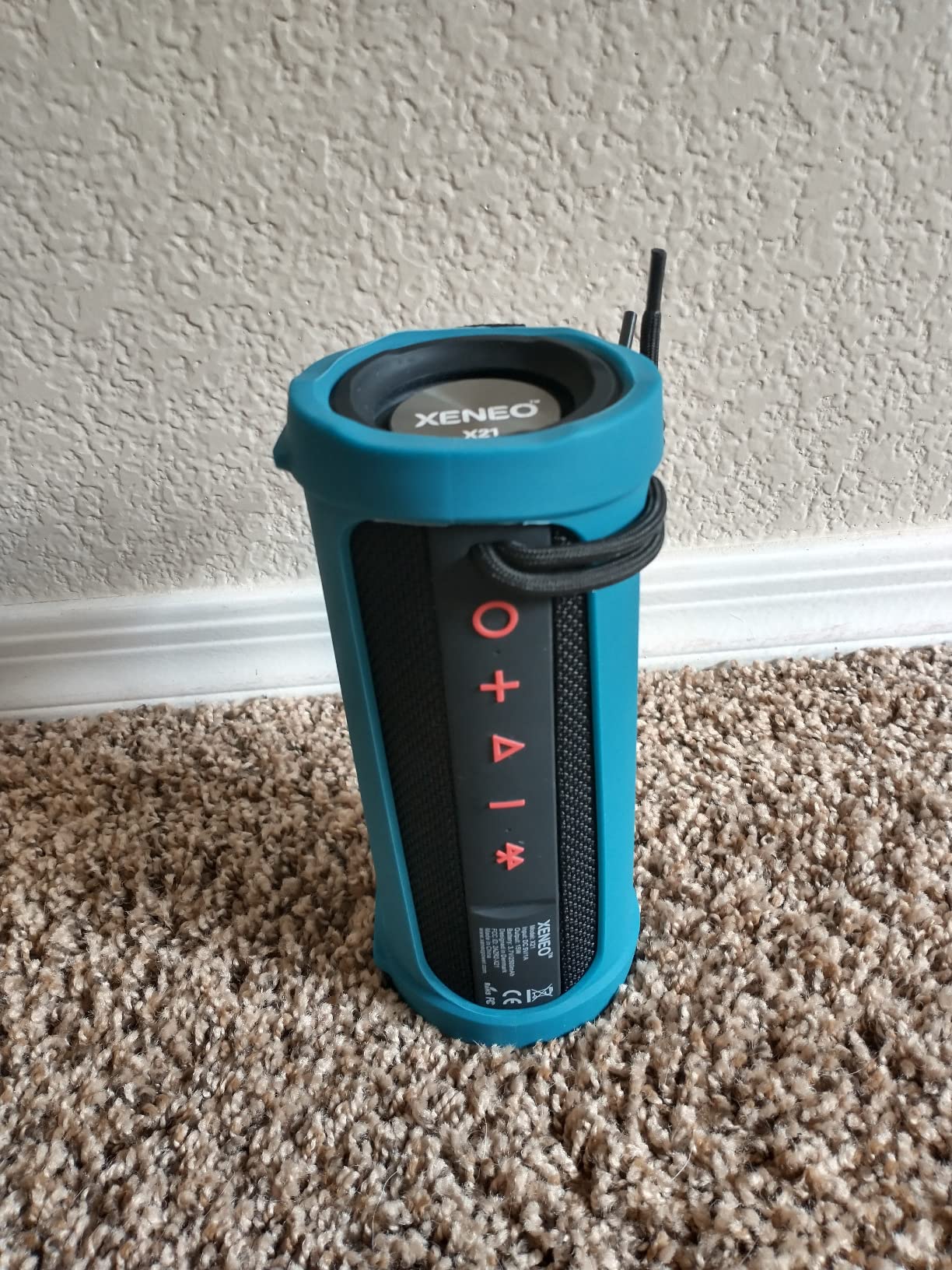 X21 Portable Outdoor Wireless Bluetooth Speaker Waterproof with FM Radio, Micro SD Card Slot, AUX for Shower - Hard Travel Case Included Customer Review X21 Portable Outdoor Wireless Bluetooth Speaker Waterproof with FM Radio, Micro SD Card Slot, AUX for Shower - Hard Travel Case Included - Customer Photo 1