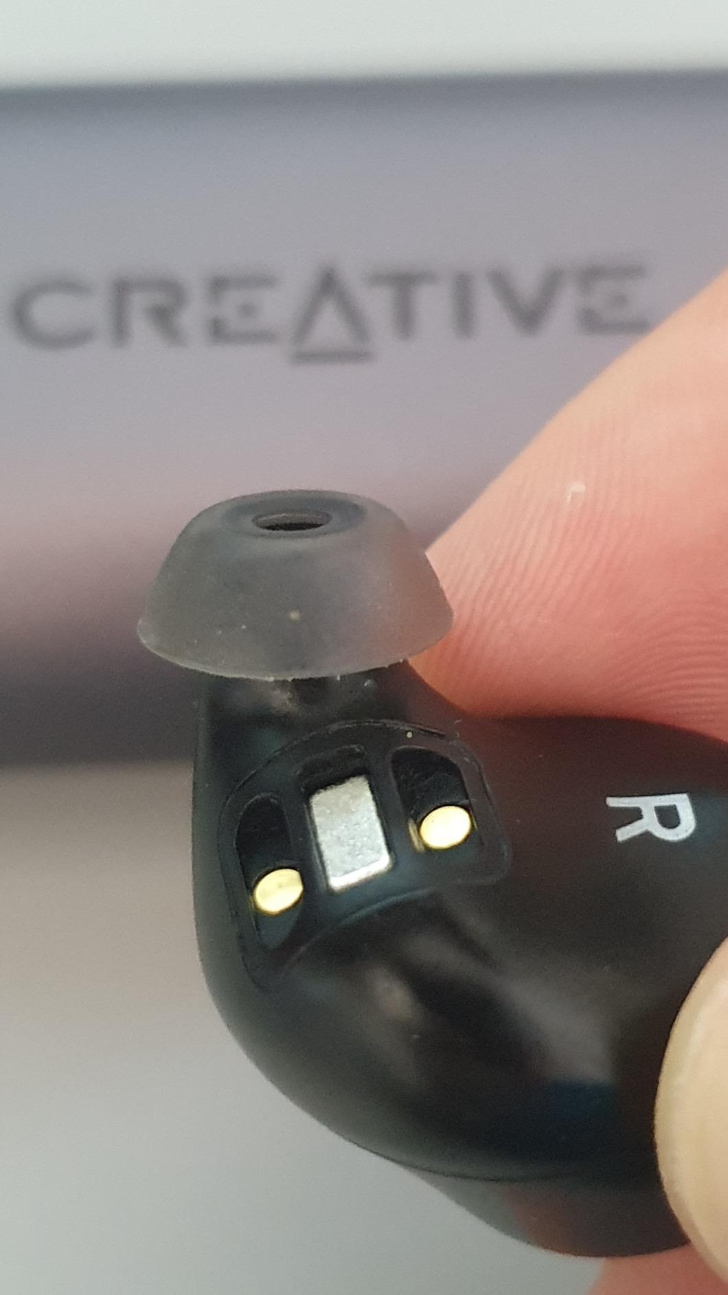 Creative Outlier Air TWS True Wireless Sweatproof Earphones, Bluetooth 5.0, aptX/AAC, Long Battery Life 30hrs Total, 10hrs Per Charge, Graphene Driver, Dual-Voice Calls, Siri/Google Assistant (Black) - Customer Photo 2