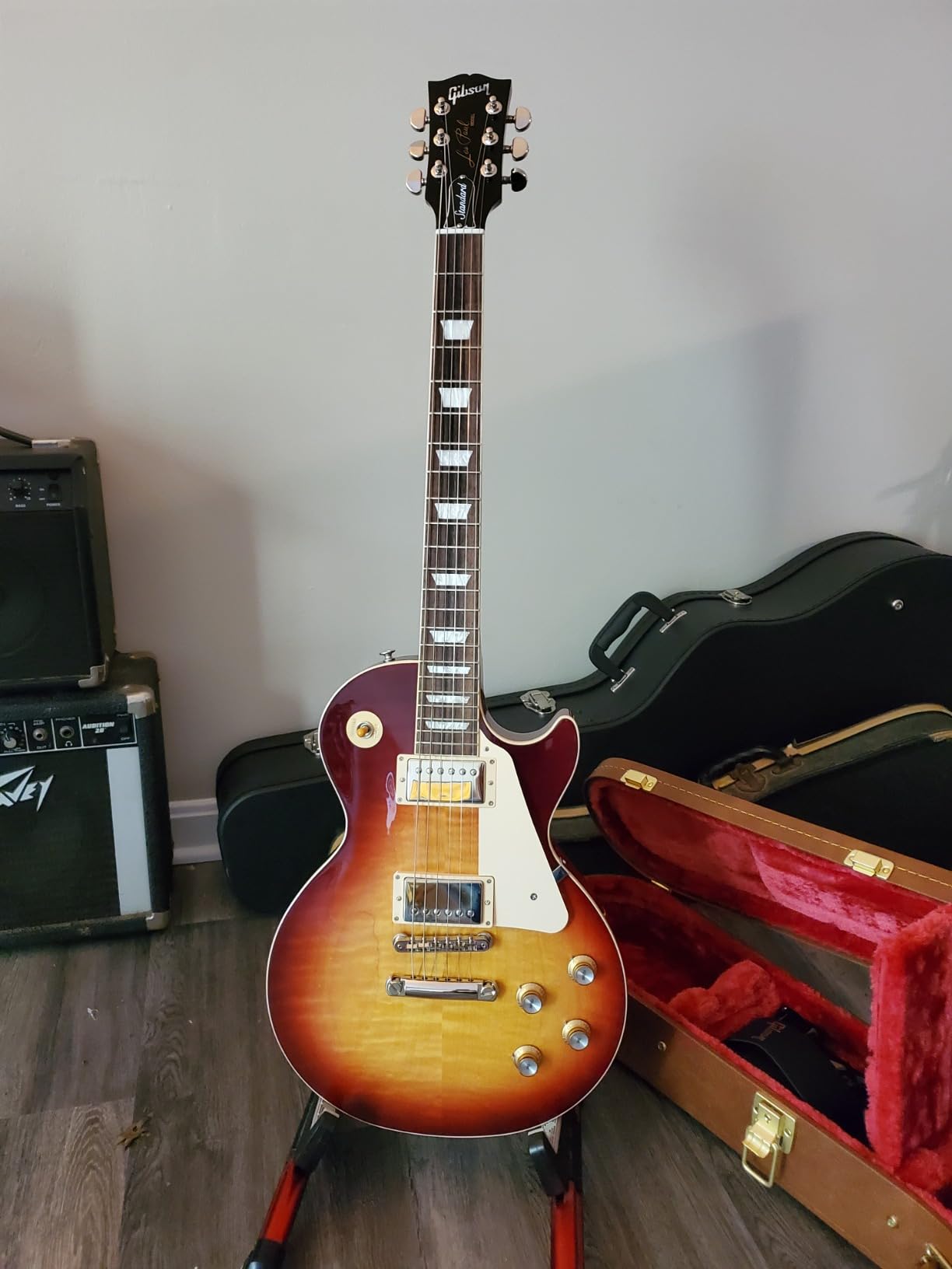 Gibson Les Paul Standard '60s Electric Guitar - Bourbon Burst Customer Review Gibson Les Paul Standard '60s Electric Guitar - Bourbon Burst - Customer Photo 2
