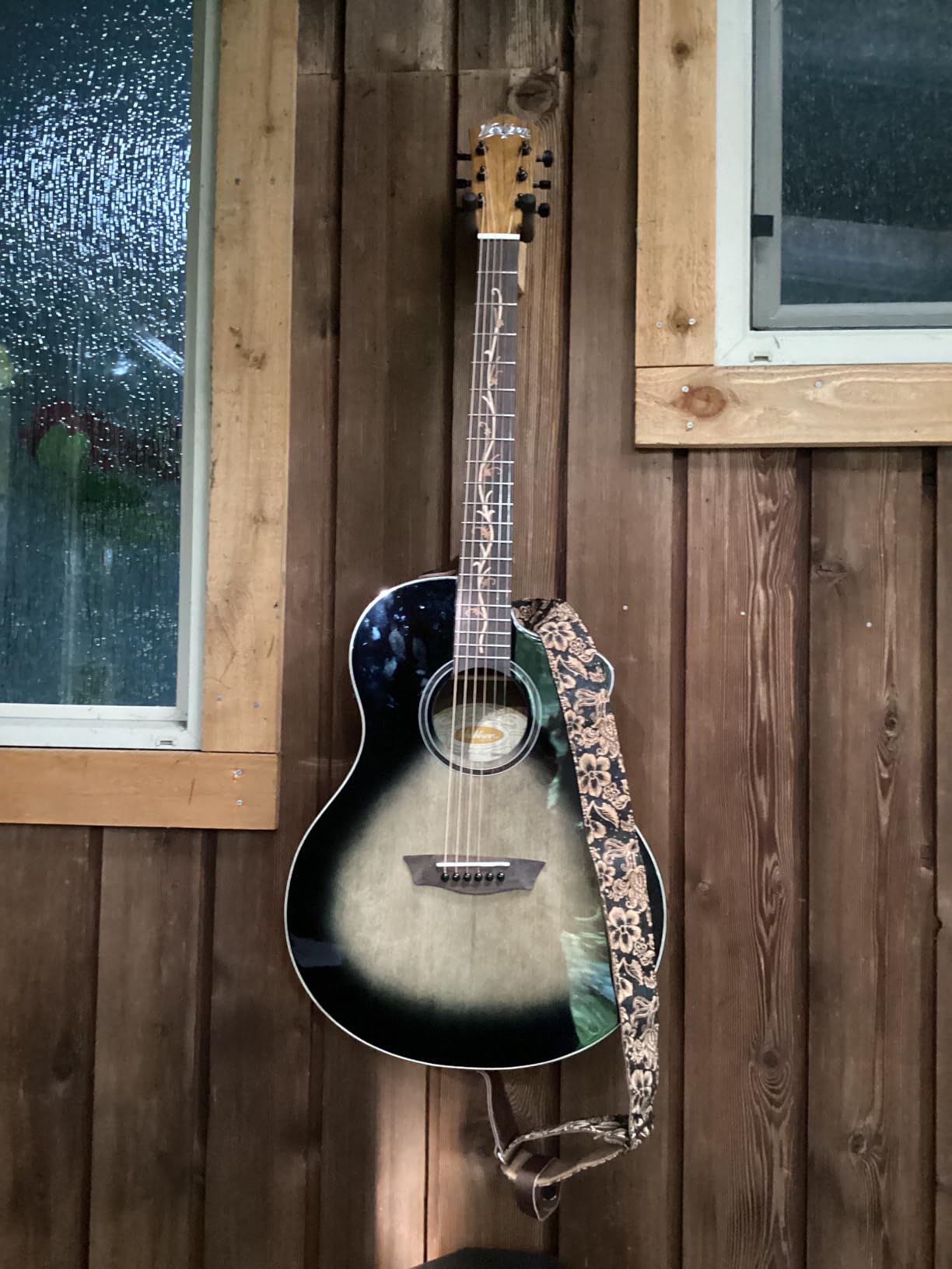 Washburn Bella Tono 6 String Acoustic-Electric Guitar, Right, Gloss Charcoal Burst (BTS9VCECH-D) Customer Review Washburn Bella Tono 6 String Acoustic-Electric Guitar, Right, Gloss Charcoal Burst (BTS9VCECH-D) - Customer Photo 1