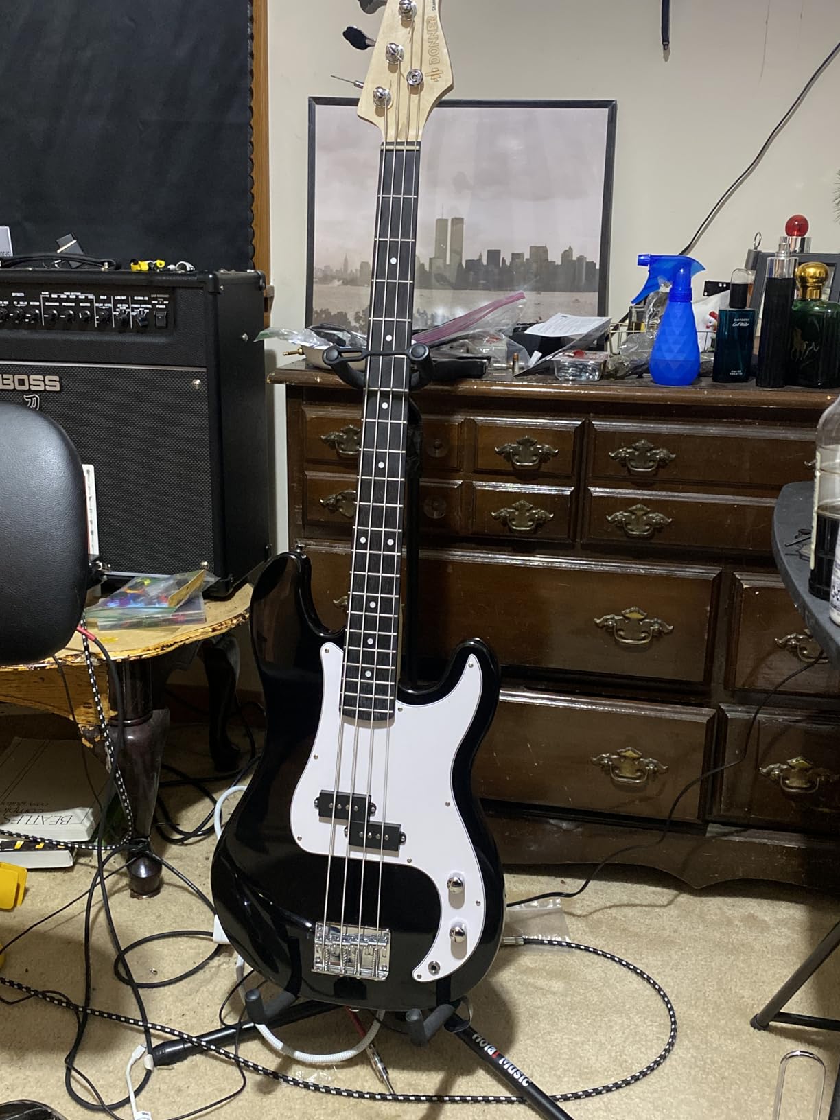 Donner Electric Bass Guitar 4 Strings Full-Size Standard Bass PB-Style Beginner Kit Black for Starter with Free Online Lesson Gig Bag Guitar Strap and Guitar Cable, DPB-510D Customer Review Donner Electric Bass Guitar 4 Strings Full-Size Standard Bass PB-Style Beginner Kit Black for Starter with Free Online Lesson Gig Bag Guitar Strap and Guitar Cable, DPB-510D - Customer Photo 1
