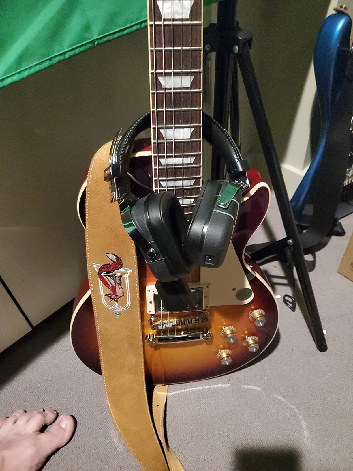 BOSS WAZA-AIR Wireless Guitar Headphones System, WAZA-Air (WAZA-AIR) - Customer Photo 2