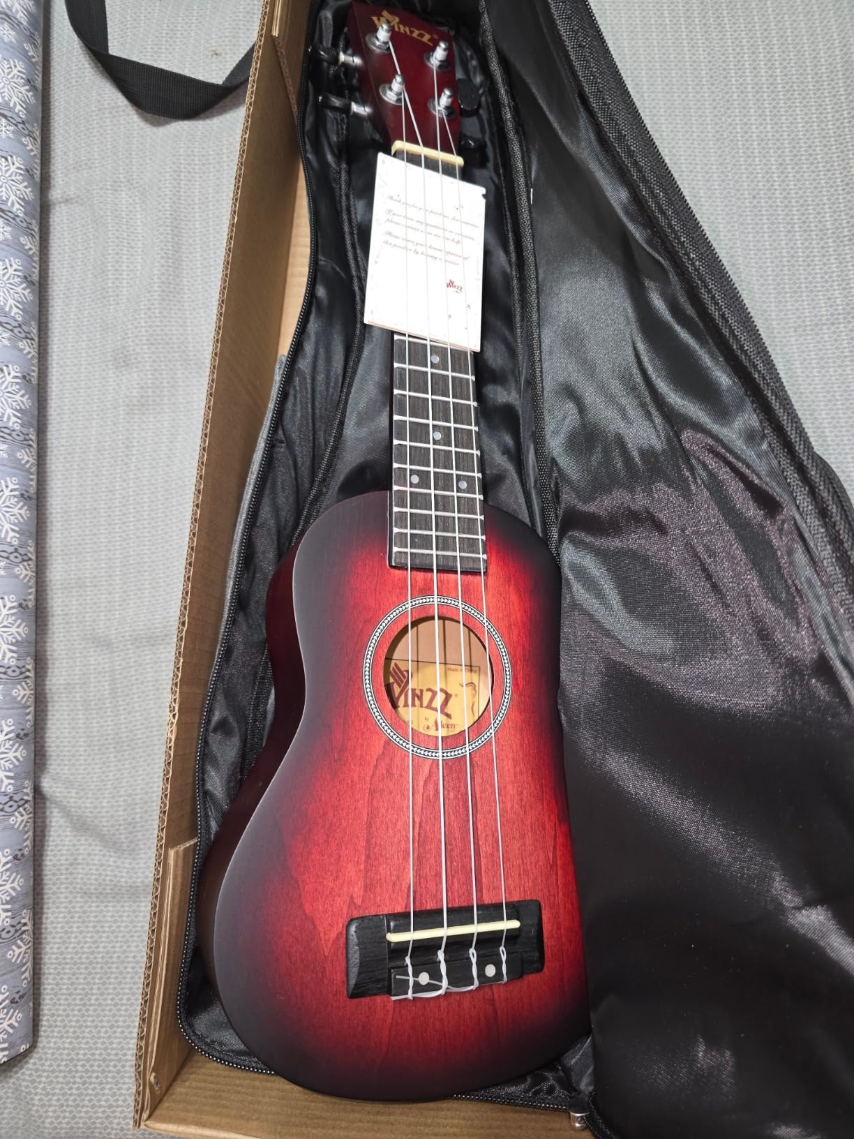 WINZZ HAND RUBBED Series - Concert Ukulele Vintage Hawaiian Uke with Online Lessons, Bag, Tuner, Strap, Extra Strings, Fingerboard Sticker, 23 Inches, Dark Hunter Green - Customer Photo 1
