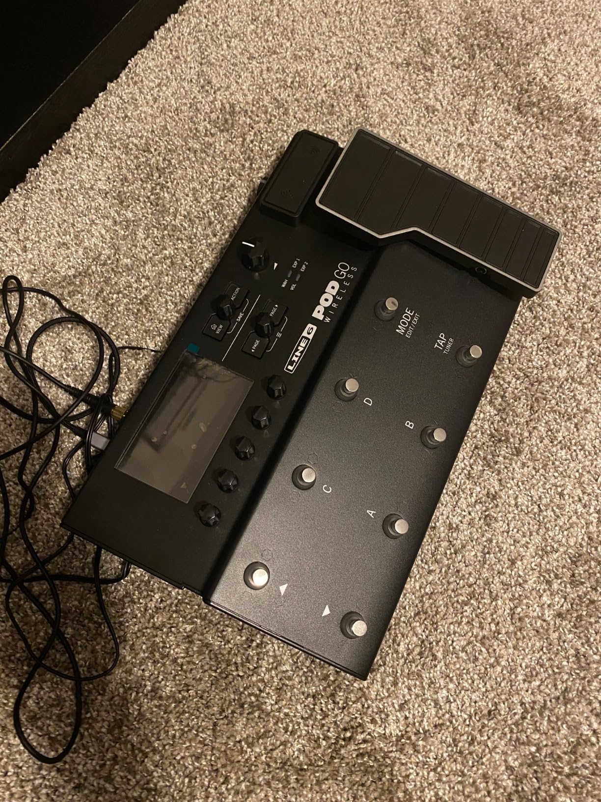Line 6 POD Go Guitar Multi-Effects Pedal, Black Customer Review Line 6 POD Go Guitar Multi-Effects Pedal, Black - Customer Photo 2