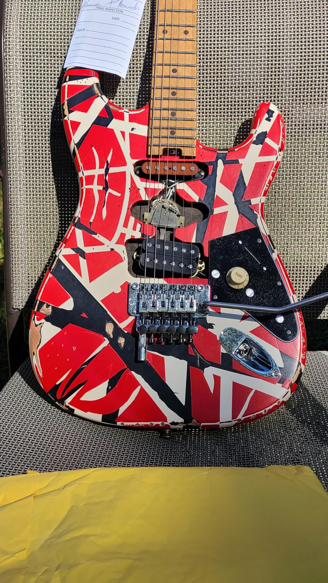 EVH Striped Series Frankenstein Relic - Red/Black/White Customer Review EVH Striped Series Frankenstein Relic - Red/Black/White - Customer Photo 2