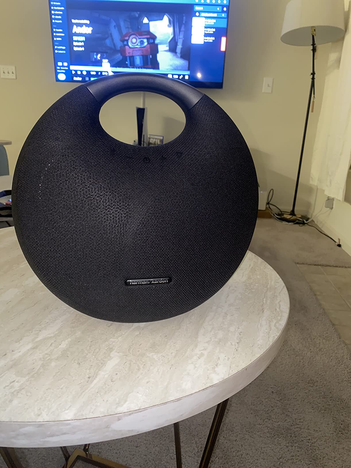 Harman Kardon Onyx Studio 6 - Bluetooth Speaker with Handle - Black (HKOS6BLKAM) Customer Review Harman Kardon Onyx Studio 6 - Bluetooth Speaker with Handle - Black (HKOS6BLKAM) - Customer Photo 3