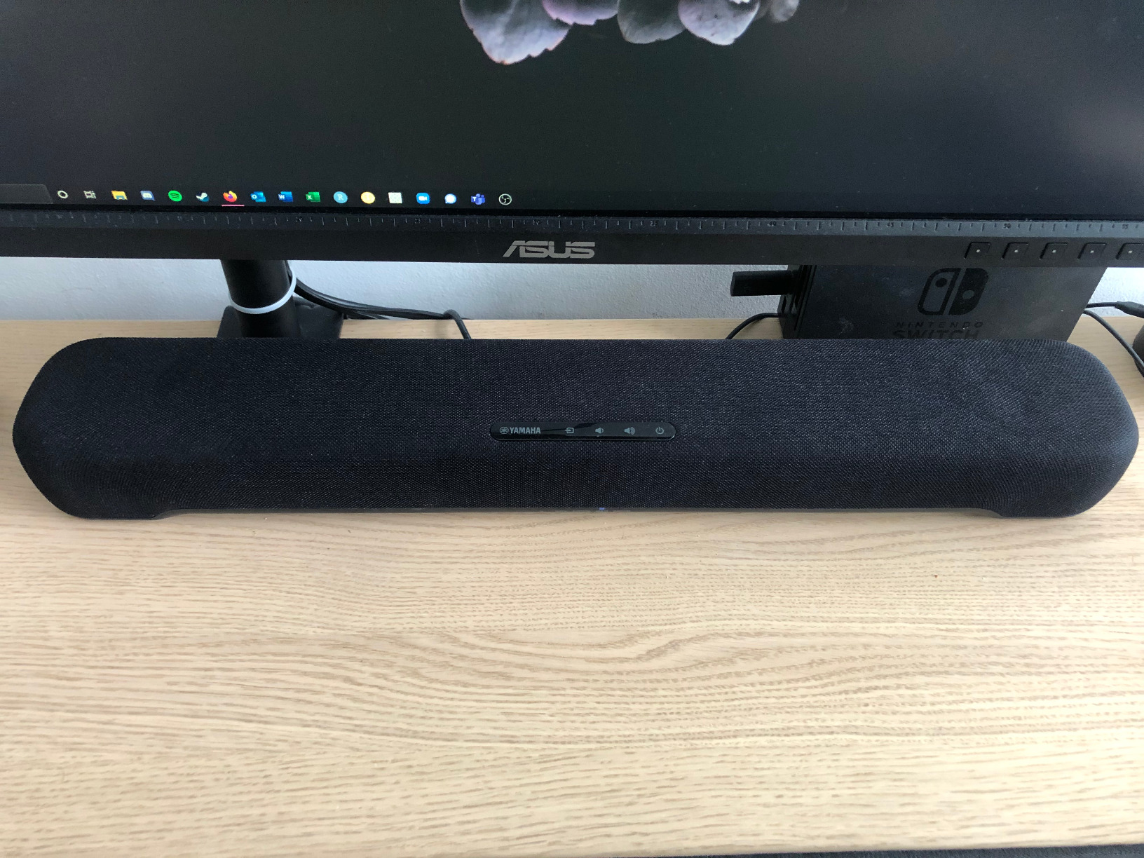 Yamaha Audio SR-C20A Compact Sound Bar with Built-in Subwoofer and Bluetooth, Black - Customer Photo 2