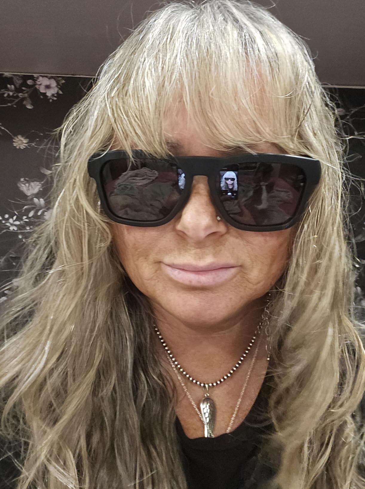 OhO Smart Glasses,Polarized Sunglasses with Bluetooth Speaker,Athletic/Outdoor UV Protection and Voice Control,Unisex (Grey Lens) - Customer Photo 2