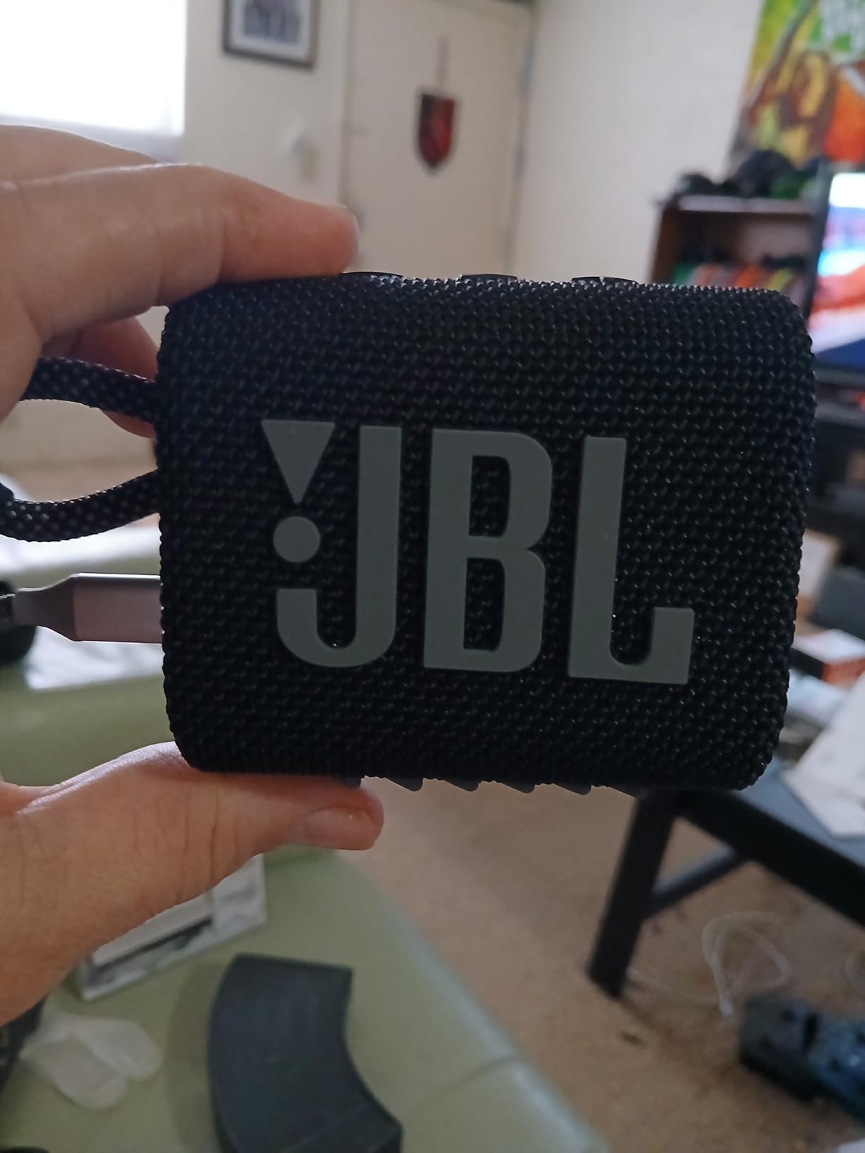 JBL Go 3 - Portable Mini Bluetooth Speaker, big audio and punchy bass, IP67 waterproof and dustproof, 5 hours of playtime, speaker for home, outdoor and travel (Black) Customer Review JBL Go 3 - Portable Mini Bluetooth Speaker, big audio and punchy bass, IP67 waterproof and dustproof, 5 hours of playtime, speaker for home, outdoor and travel (Black) - Customer Photo 1