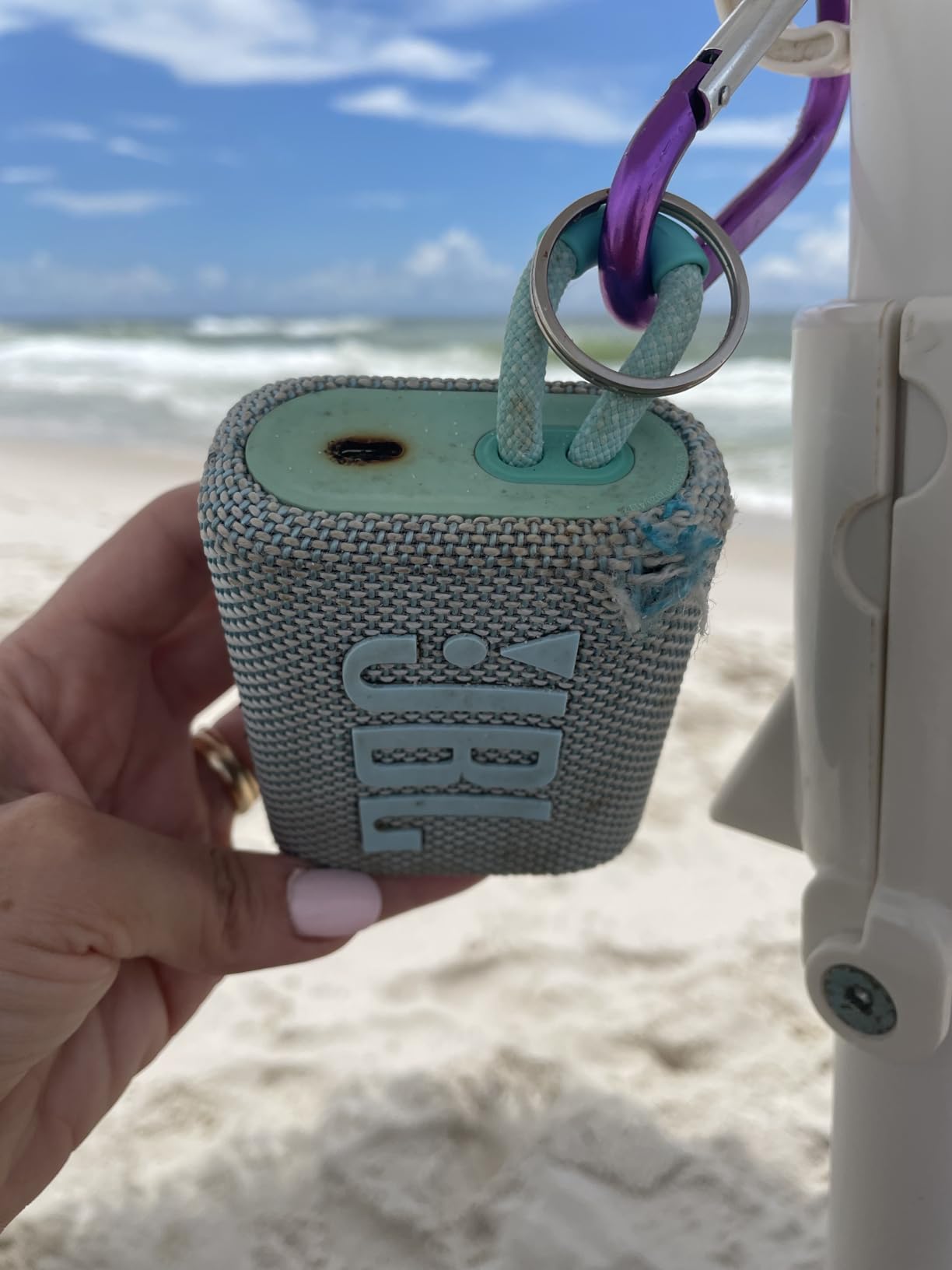 JBL Go 3 - Portable Mini Bluetooth Speaker, big audio and punchy bass, IP67 waterproof and dustproof, 5 hours of playtime, speaker for home, outdoor and travel (Black) - Customer Photo 2