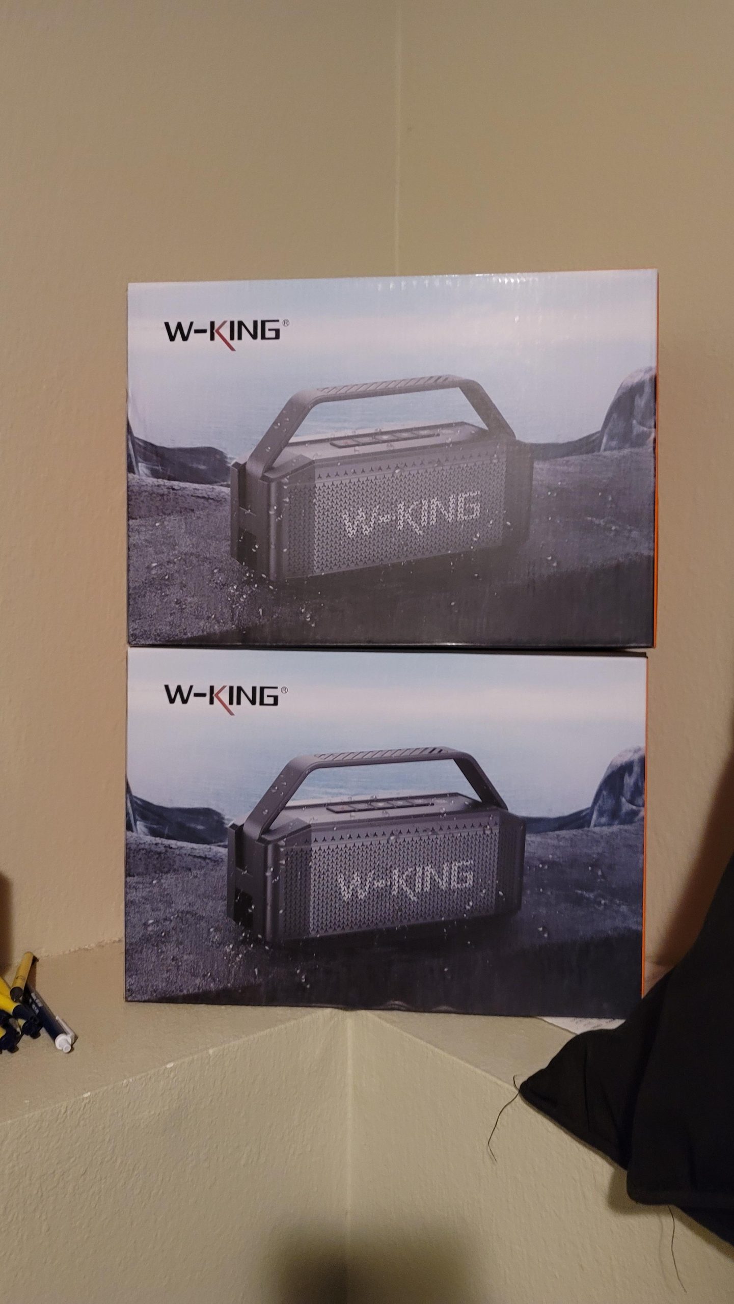 W-KING Portable Loud Bluetooth Speaker, 100W Max Waterproof Outdoor Speakers Bluetooth Wireless, IPX6 Party Big Large Speaker Boombox, 60W Exlarge Deep Bass Passive Radiator/40H/Power Bank/TF/AUX/EQ - Customer Photo 1