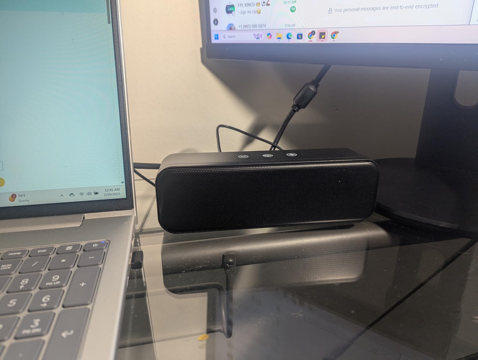 LIELONGREN [Newer] USB Computer Speaker for Desktop, Laptop Speaker, PC Speaker, Small Computer Soundbar with Hi-Quality Sound, Loud Control Volume, Rich Bass - Customer Photo 1