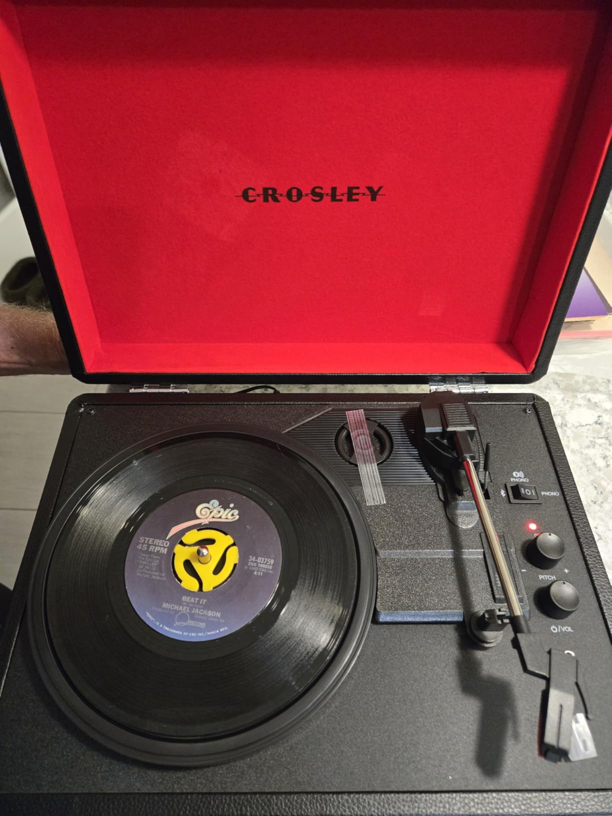 Crosley CR8005F-MT Cruiser Plus Vintage 3-Speed Bluetooth in/Out Suitcase Vinyl Record Player Turntable, Mint Customer Review Crosley CR8005F-MT Cruiser Plus Vintage 3-Speed Bluetooth in/Out Suitcase Vinyl Record Player Turntable, Mint - Customer Photo 2