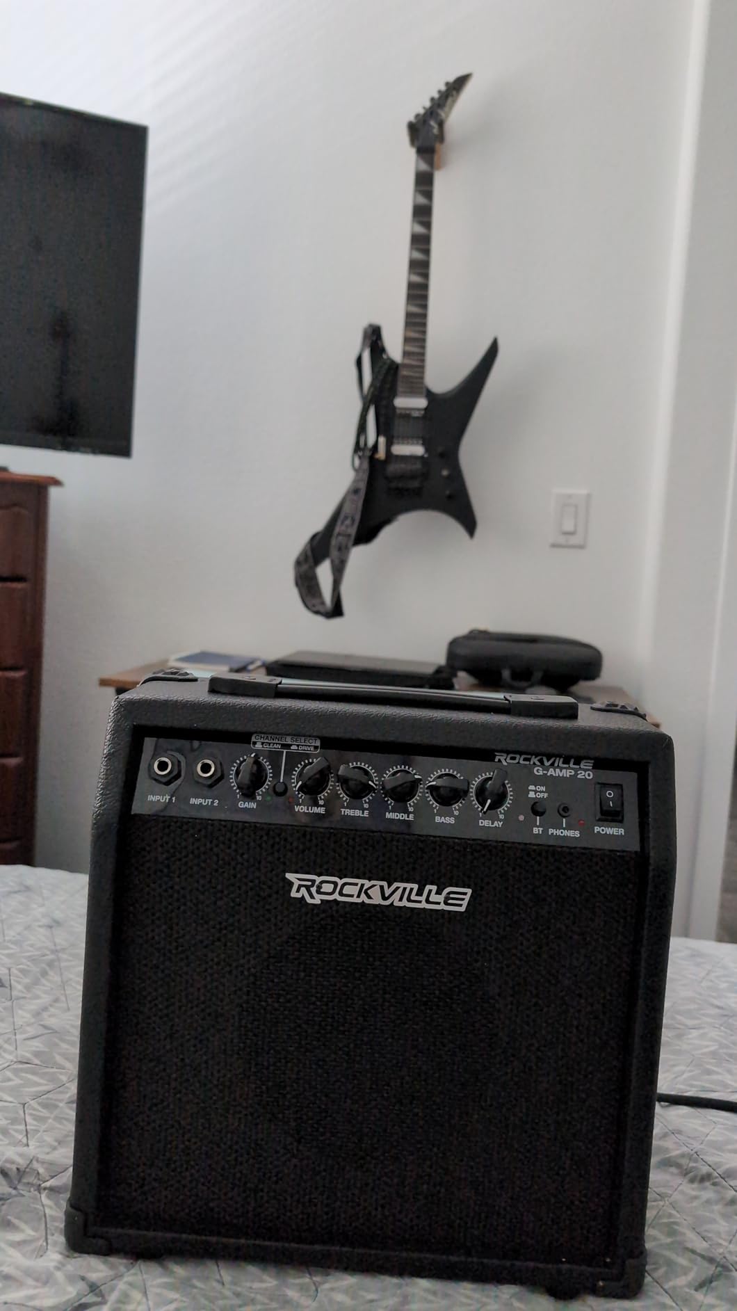 Rockville G-AMP 20W Guitar Amplifier Combo with Bluetooth, Delay, Dual Guitar Inputs, Clean/Overdrive, EQ Controls, Portable for Practice and Small Gigs - Customer Photo 3
