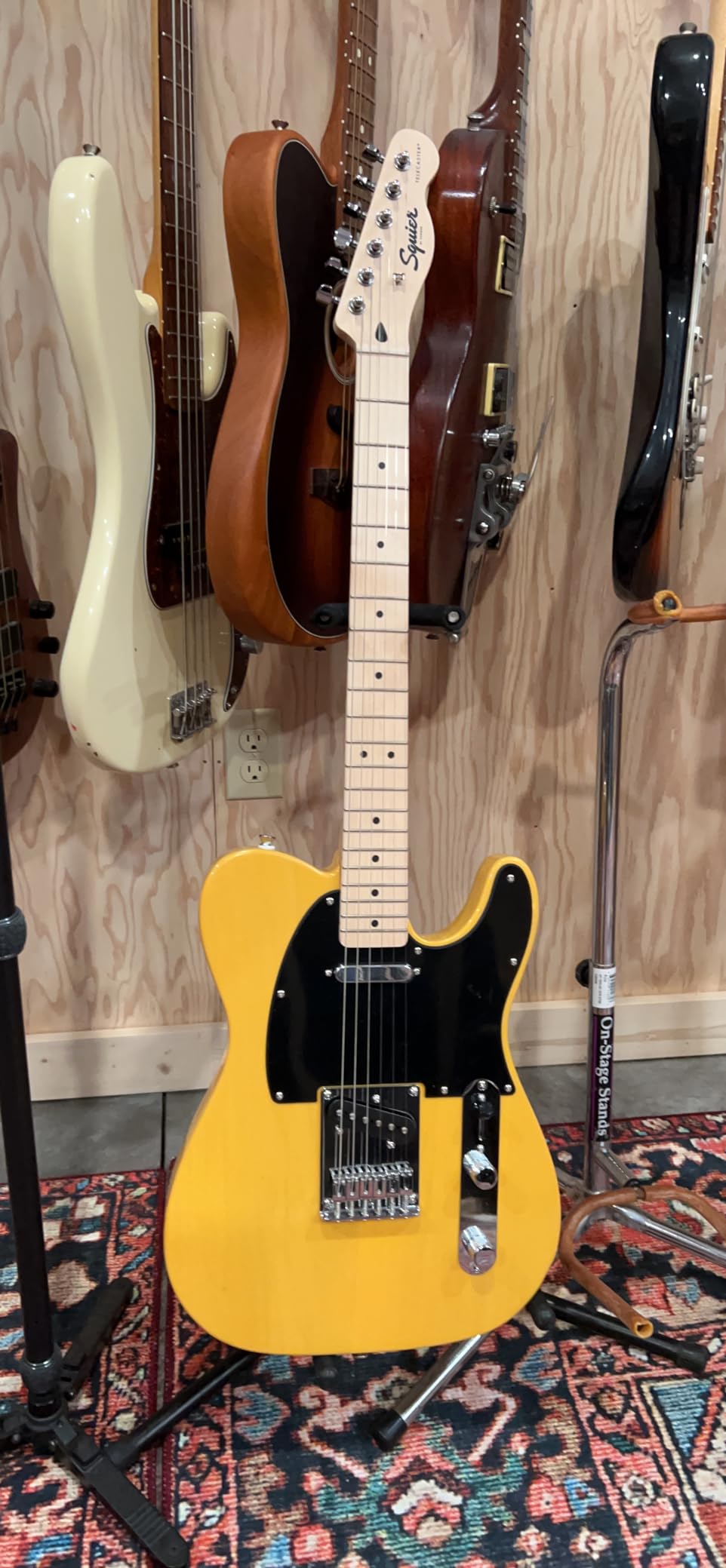 Squire Sonic Telecaster Electric Guitar, Butterscotch Blonde, Maple Fingerboard Customer Review Squire Sonic Telecaster Electric Guitar, Butterscotch Blonde, Maple Fingerboard - Customer Photo 1