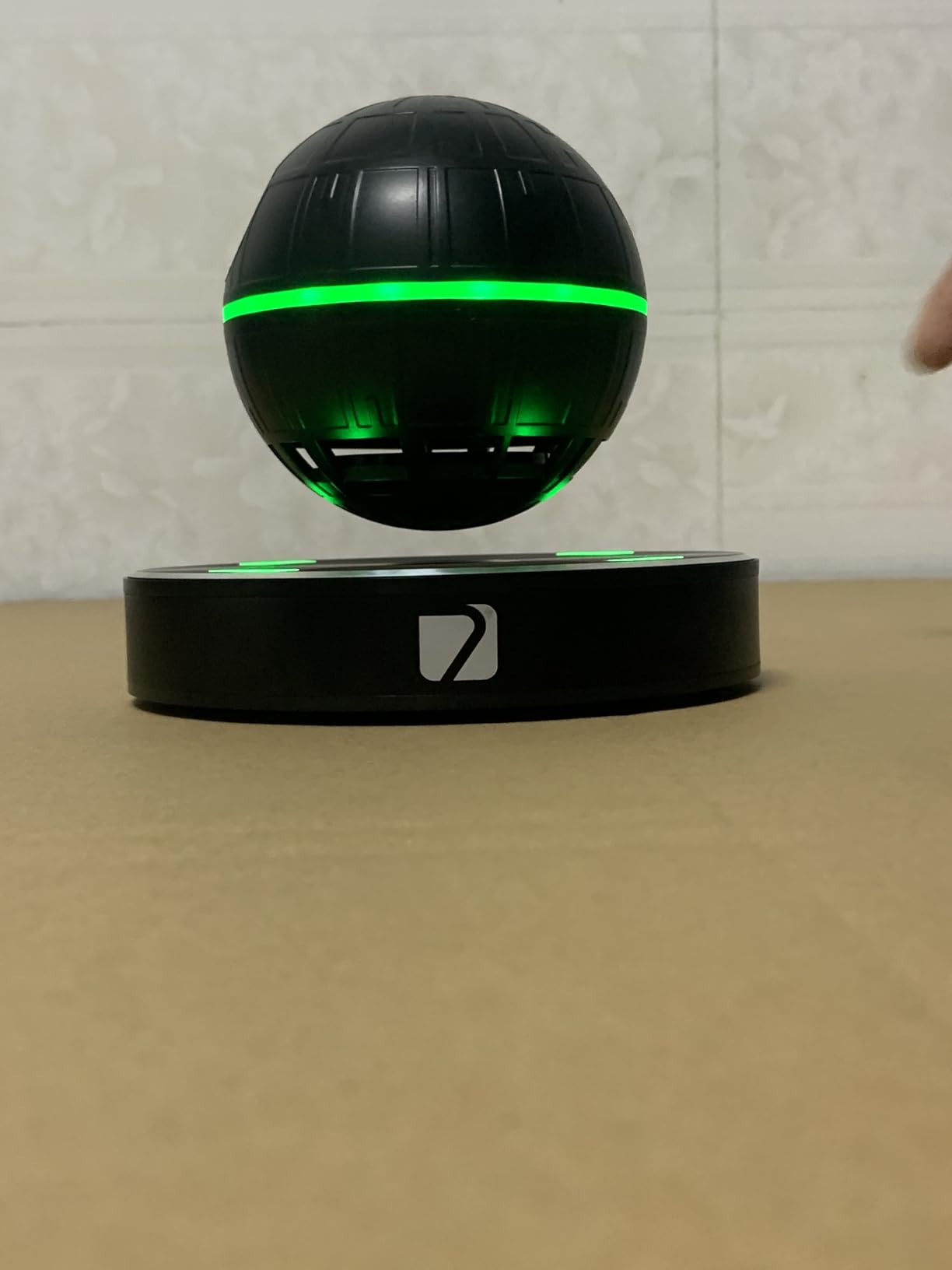 Arc Star Floating Speaker, Levitating Bluetooth Speaker, Bluetooth and NFC, 360° Sound, Wireless Speakers for Home Office Decor, Cool Tech Gadgets, Creative for Kids Men Women - Customer Photo 1