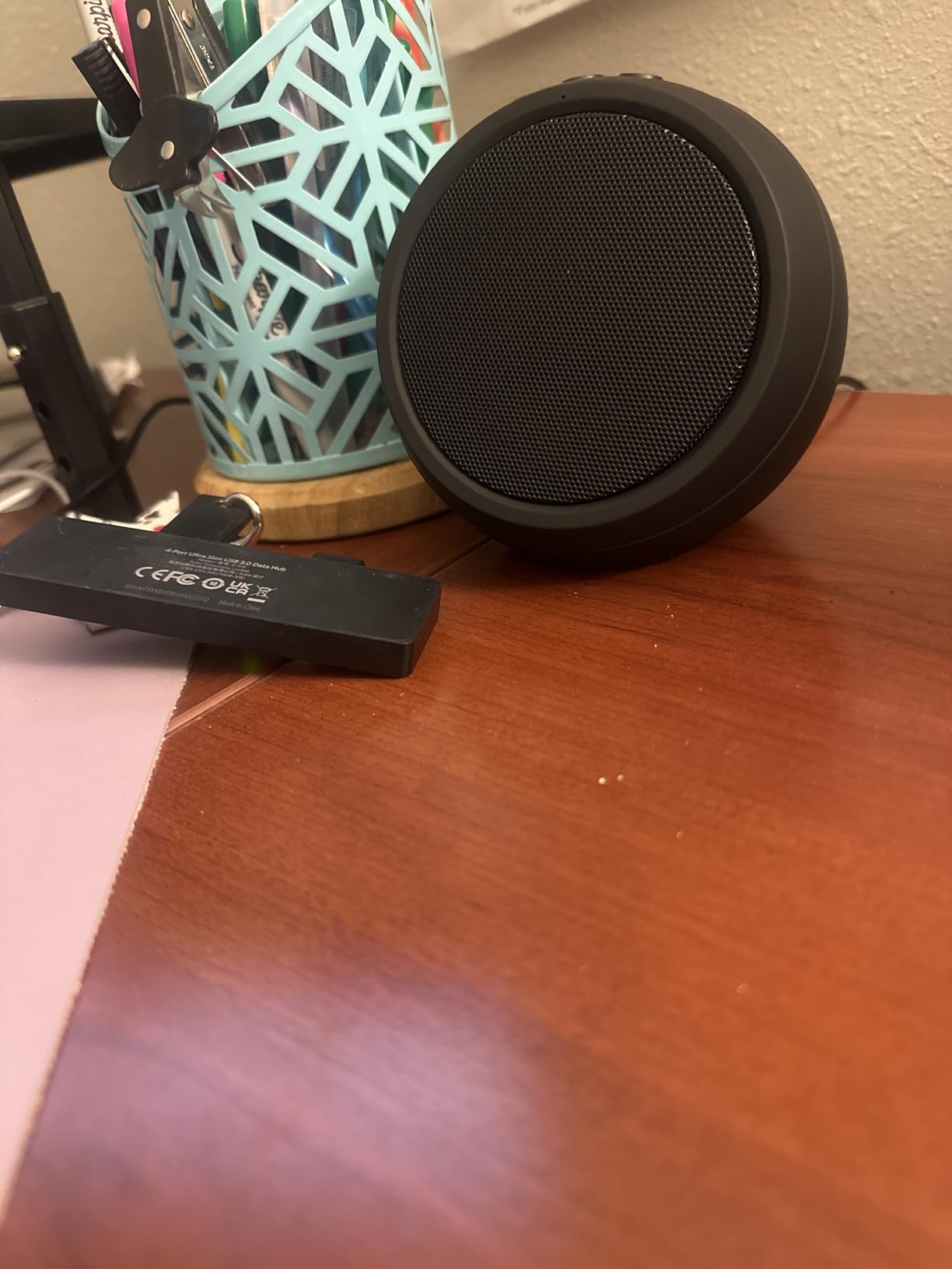 USB Computer Speaker for Laptop, External Speakers for Desktop Computer with Crystal Clear Sound, Rich Bass and Volume Buttons, Plug-N-Play (Black) Customer Review USB Computer Speaker for Laptop, External Speakers for Desktop Computer with Crystal Clear Sound, Rich Bass and Volume Buttons, Plug-N-Play (Black) - Customer Photo 2