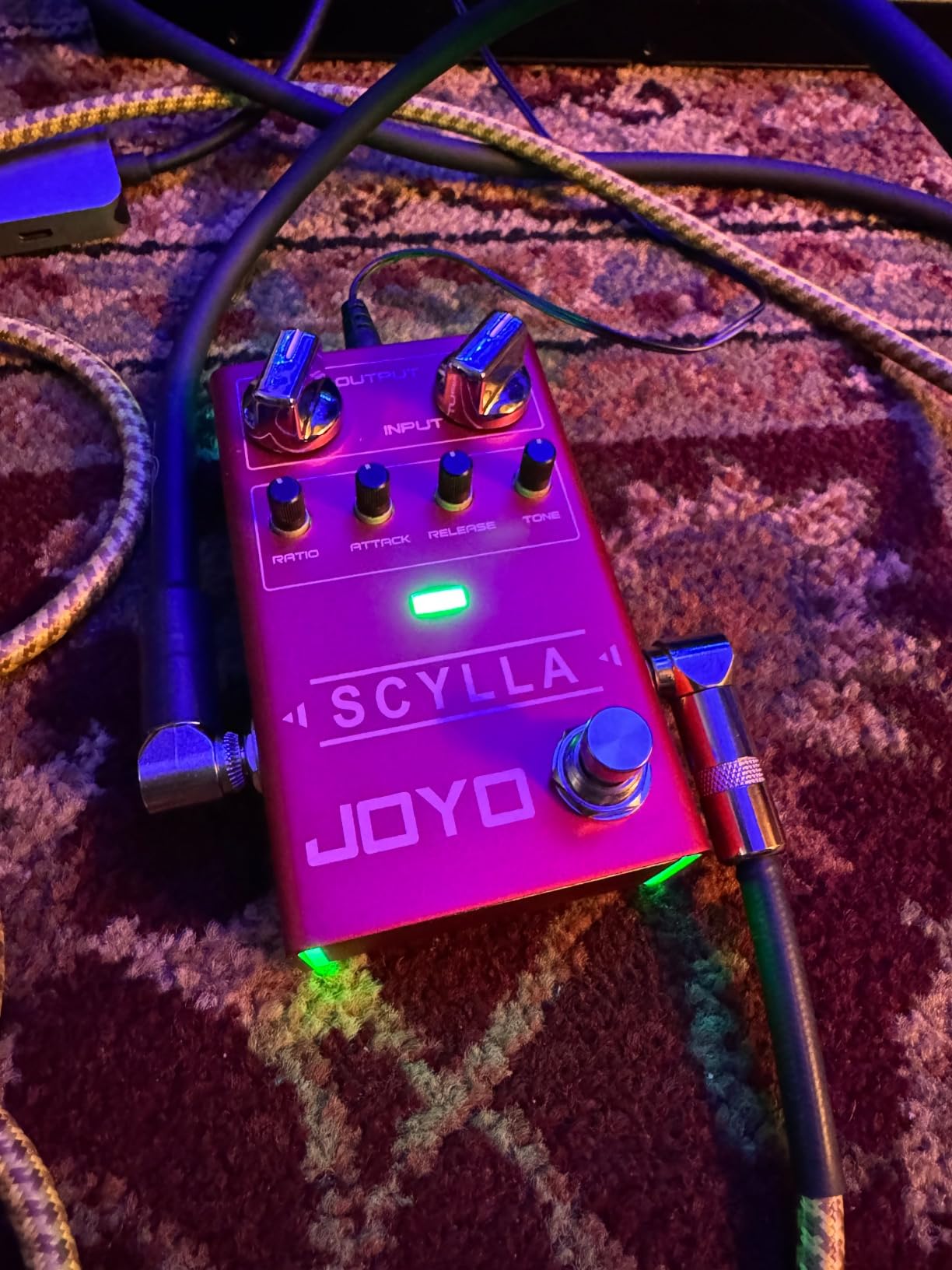 JOYO Bass Guitar Pedals High Gain Overdrive Effect Pedal with Independent Mid Frequency and Gain Boost for Bassist Electric Guitar Bass (DOUBLE THRUSTER R-28) Customer Review JOYO Bass Guitar Pedals High Gain Overdrive Effect Pedal with Independent Mid Frequency and Gain Boost for Bassist Electric Guitar Bass (DOUBLE THRUSTER R-28) - Customer Photo 2