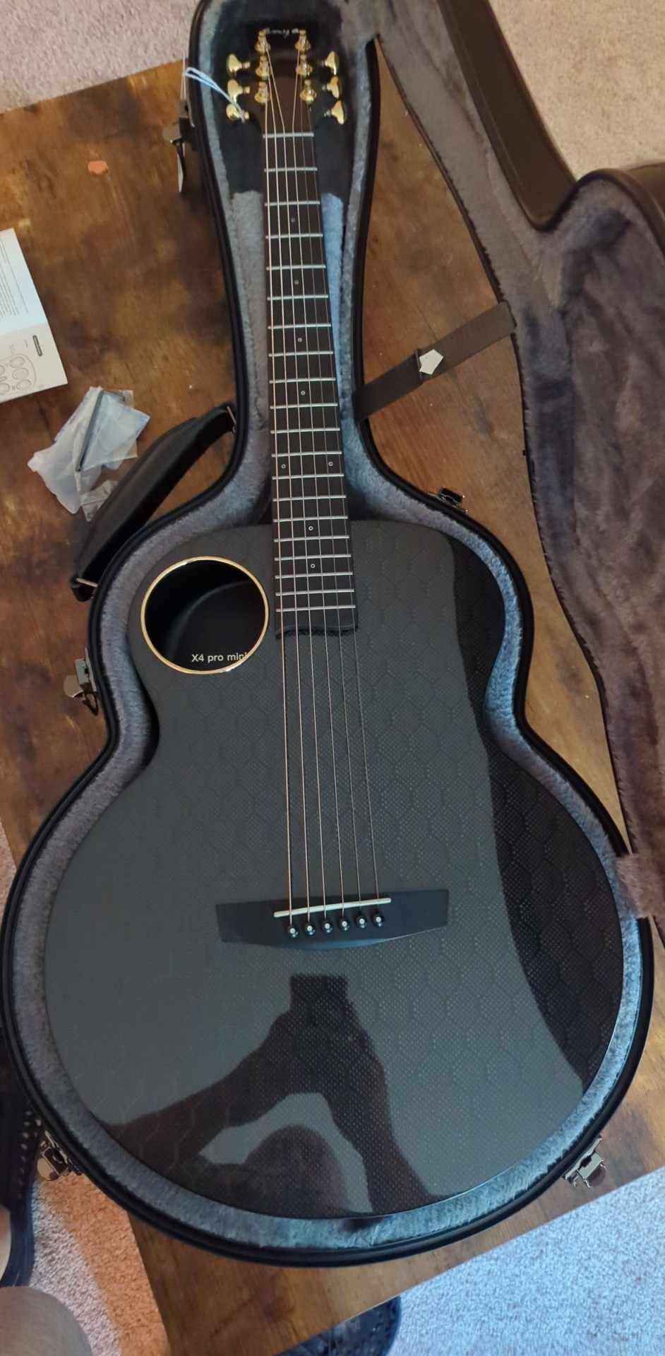 Enya X4 PRO Carbon Fiber Acoustic Electric Guitar, 41-Inch Full Size Cutaway Design, AcousticPlus Pickup System with Built-in Effects & Tuner, Includes Deluxe Hard Case, Leather Strap, Cable Customer Review Enya X4 PRO Carbon Fiber Acoustic Electric Guitar, 41-Inch Full Size Cutaway Design, AcousticPlus Pickup System with Built-in Effects & Tuner, Includes Deluxe Hard Case, Leather Strap, Cable - Customer Photo 3