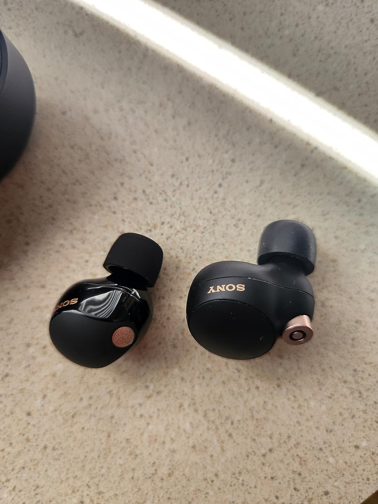 Sony WF-1000XM5 The Best Truly Wireless Bluetooth Noise Canceling Earbuds & in-Ear Headphones with Alexa Built-in, Black Customer Review Sony WF-1000XM5 The Best Truly Wireless Bluetooth Noise Canceling Earbuds & in-Ear Headphones with Alexa Built-in, Black - Customer Photo 1