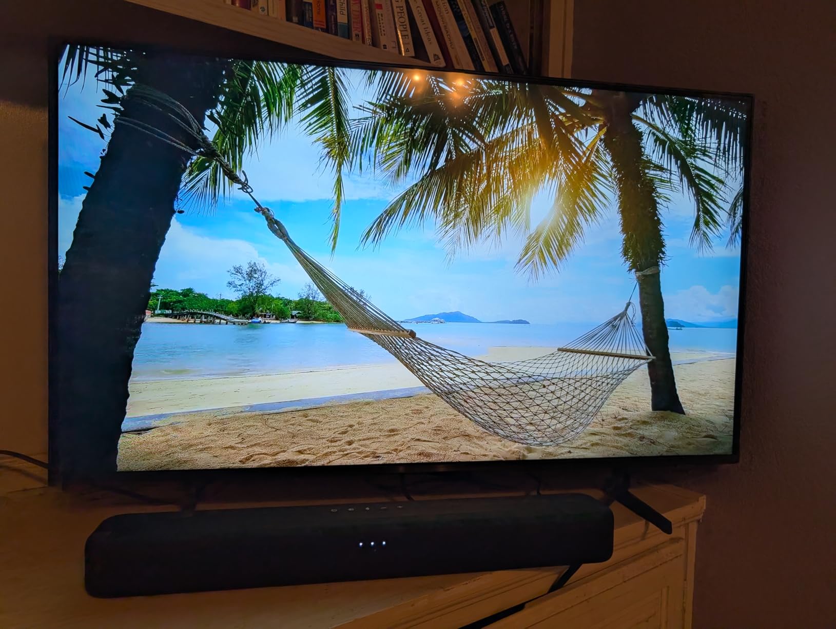 Amazon Fire TV Soundbar (newest model), 2.0 speaker with DTS Virtual:X and Dolby Audio, Bluetooth connectivity - Customer Photo 1