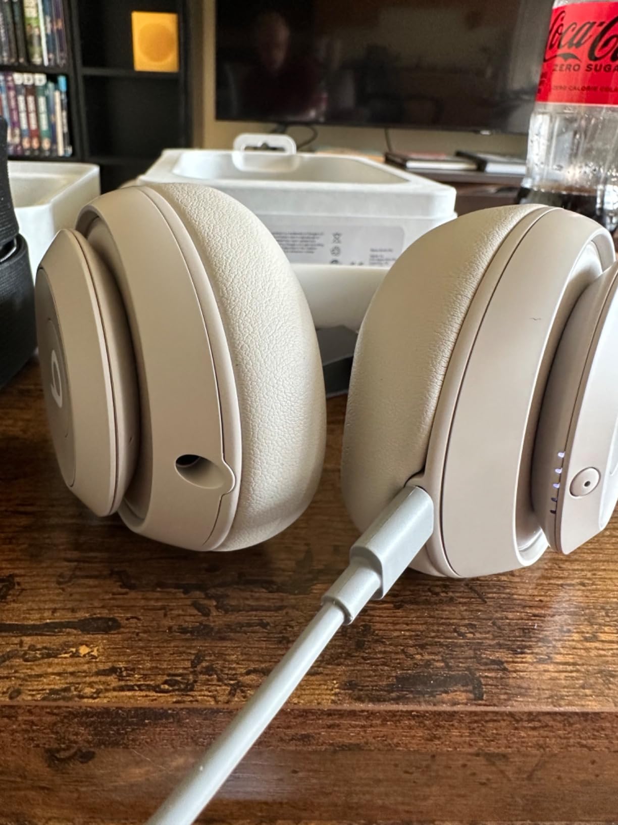 Beats Studio Pro - Wireless Bluetooth Noise Cancelling Headphones - Personalized Spatial Audio, USB-C Lossless Audio, Apple & Android Compatibility, Up to 40 Hours Battery Life - Sandstone - Customer Photo 3