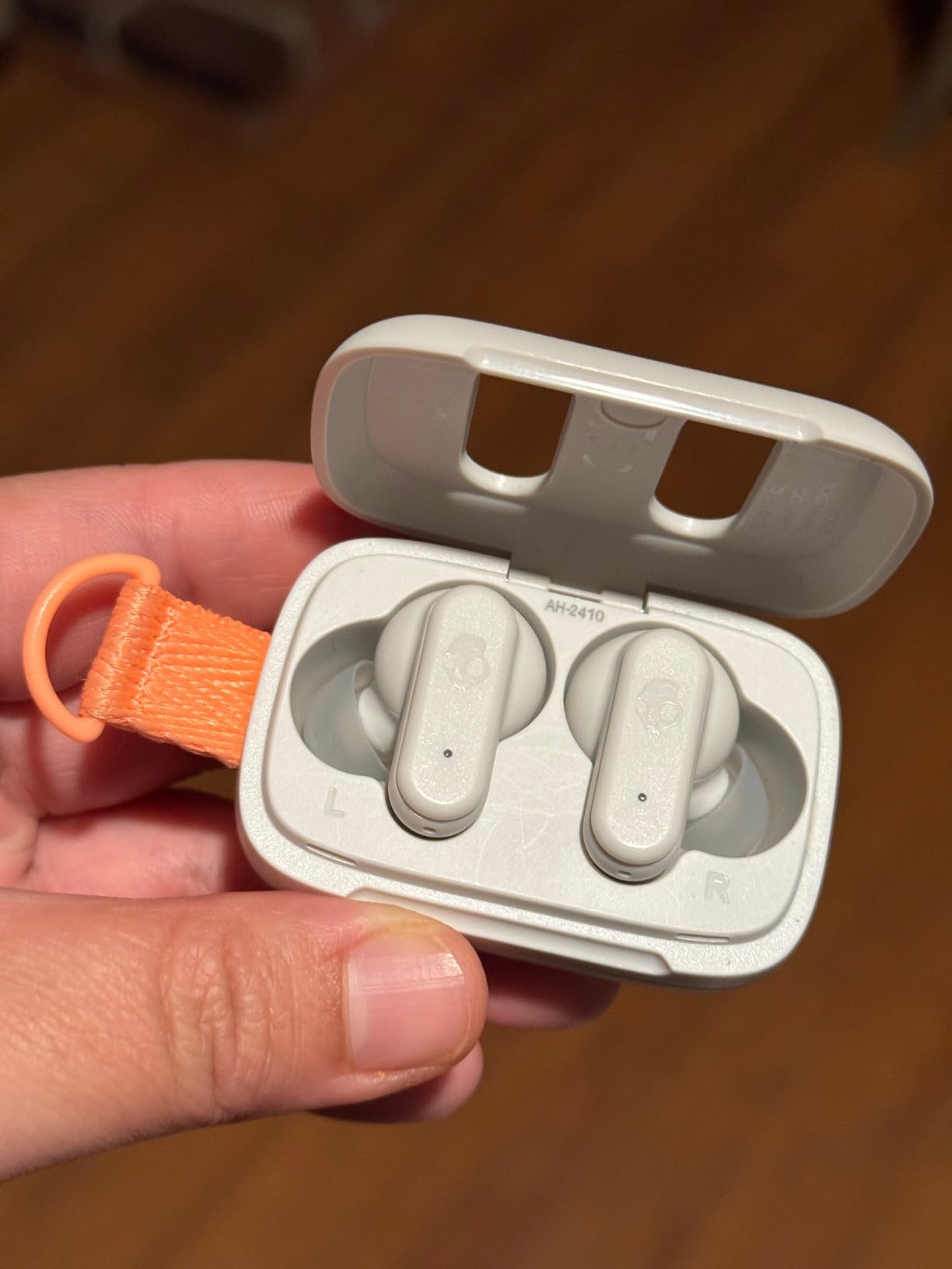 Skullcandy Dime 3 Wireless Earbuds, Bluetooth Headphones, Noise Isolating Fit, Up to 20 Hours Battery, Microphone for iPhone Android, Easy Carry with Integrated Lanyard - True Black - Customer Photo 2