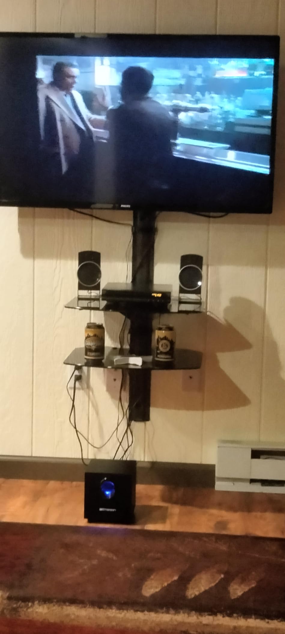 Emerson ED-8050 2.1 Channel Home Theater DVD Player and Surround Sound System with Subwoofer, HDMI Output, USB Playback, and Dual Speakers – Ideal for Immersive Movie and Music Experience - Customer Photo 1