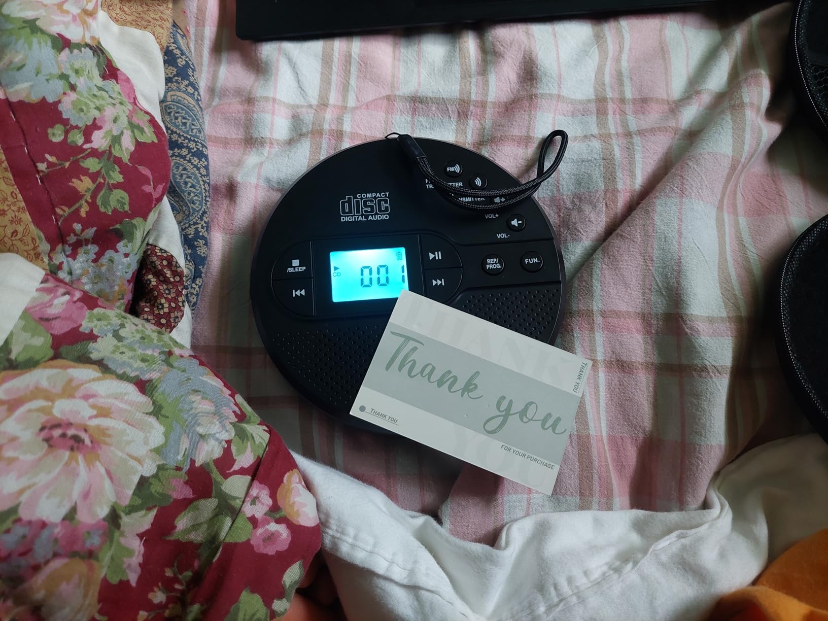 Portable CD Player with Bluetooth, Discman CD Player for Car with FM Transmitter, Rechargeable CD Player Portable with Anti-Skip Protection, Headphones, AUX/USB Supported, LCD Display(Black) - Customer Photo 3