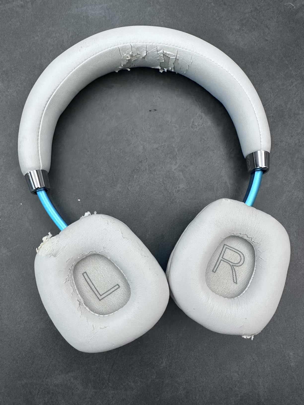Puro Sound Labs PuroQuiet Plus Noise Cancelling Headphones for Kids, Bluetooth Kids On Ear Headphones with Mic, Lightweight On-Ear Design, Studio-Grade Sound (Teal) - Customer Photo 2