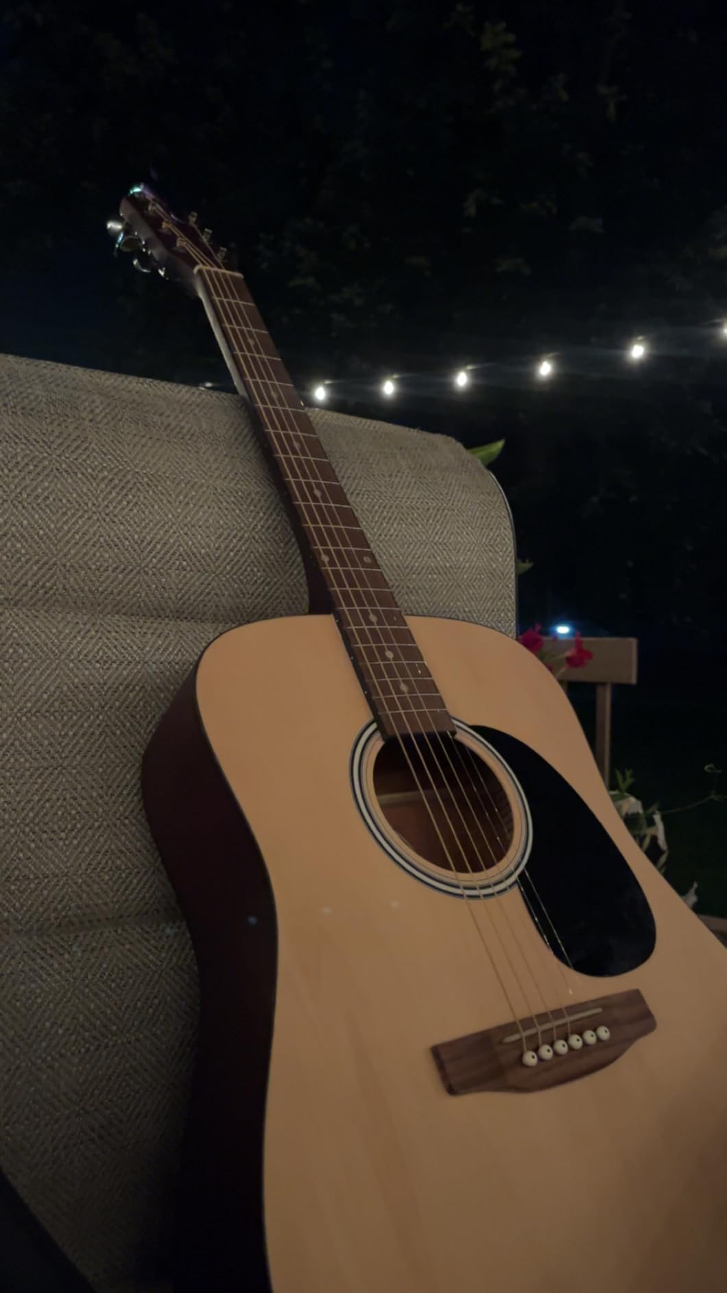 Fender FA-25 Dreadnought Acoustic Guitar, Beginner Guitar, with 2-Year Warranty, Includes Free Lessons, Sunburst Customer Review Fender FA-25 Dreadnought Acoustic Guitar, Beginner Guitar, with 2-Year Warranty, Includes Free Lessons, Sunburst - Customer Photo 1