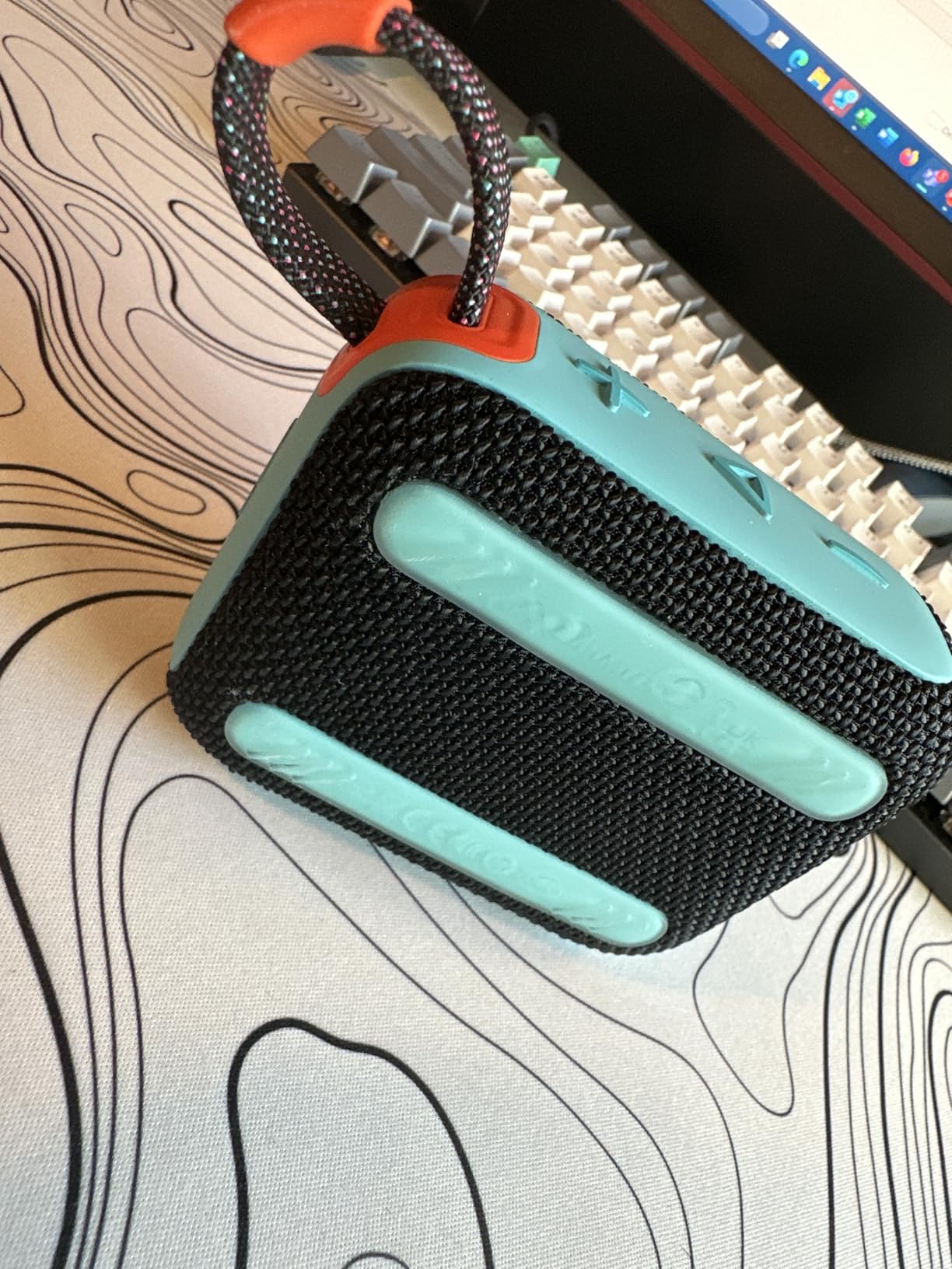JBL Go 4 - Ultra-Portable, Waterproof and Dustproof Bluetooth Speaker, Big Pro Sound with Punchy bass, 7-Hour Built-in Battery, Made in Part with Recycled Materials (Black) - Customer Photo 3
