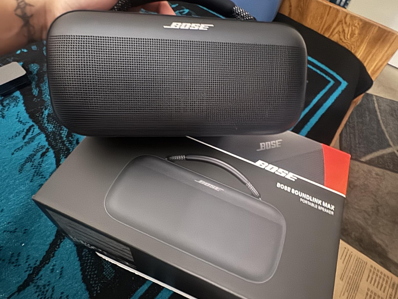 Bose SoundLink Max Portable Speaker, Large IP67 Waterproof Bluetooth Speaker, Up to 20 Hours of Playtime, USB-C, Built-in 3.5mm AUX Input, Black Customer Review Bose SoundLink Max Portable Speaker, Large IP67 Waterproof Bluetooth Speaker, Up to 20 Hours of Playtime, USB-C, Built-in 3.5mm AUX Input, Black - Customer Photo 2