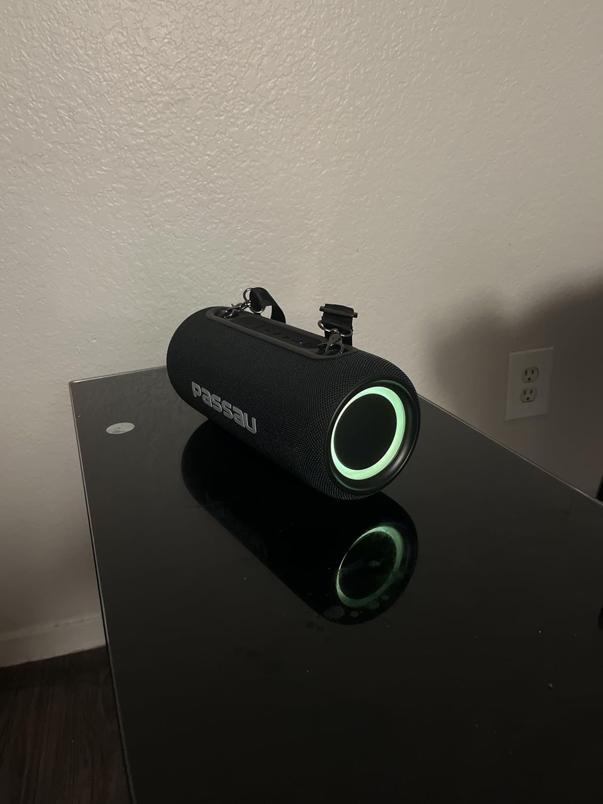 Passau Portable Bluetooth Speakers Loud 40W Peak Stereo Sound, Passive Radiators-Deep Bass, All Day Playtime, Adjustable Strap, BT5.3, IPX5 Wireless Speaker RGB Lights for Indoor Outdoor Customer Review Passau Portable Bluetooth Speakers Loud 40W Peak Stereo Sound, Passive Radiators-Deep Bass, All Day Playtime, Adjustable Strap, BT5.3, IPX5 Wireless Speaker RGB Lights for Indoor Outdoor - Customer Photo 2
