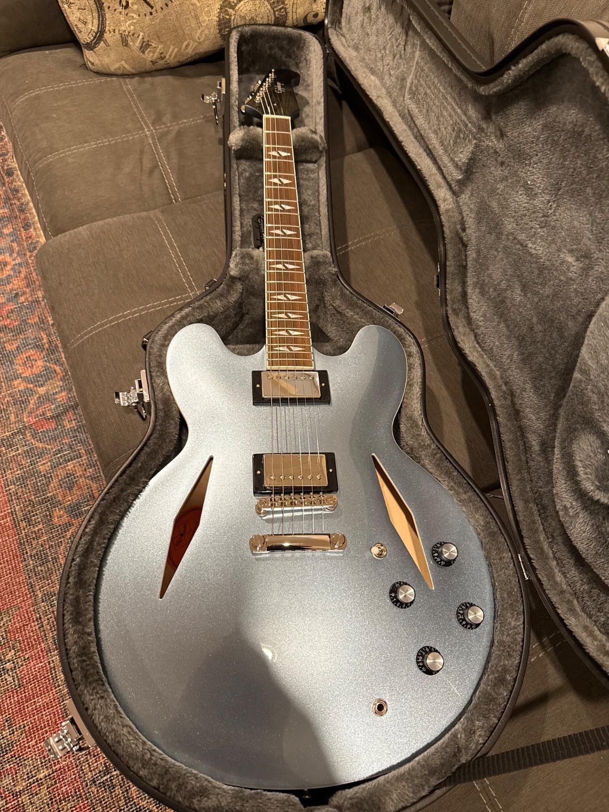 Epiphone Dave Grohl DG-335 Pelham Blue with Case - Customer Photo 2